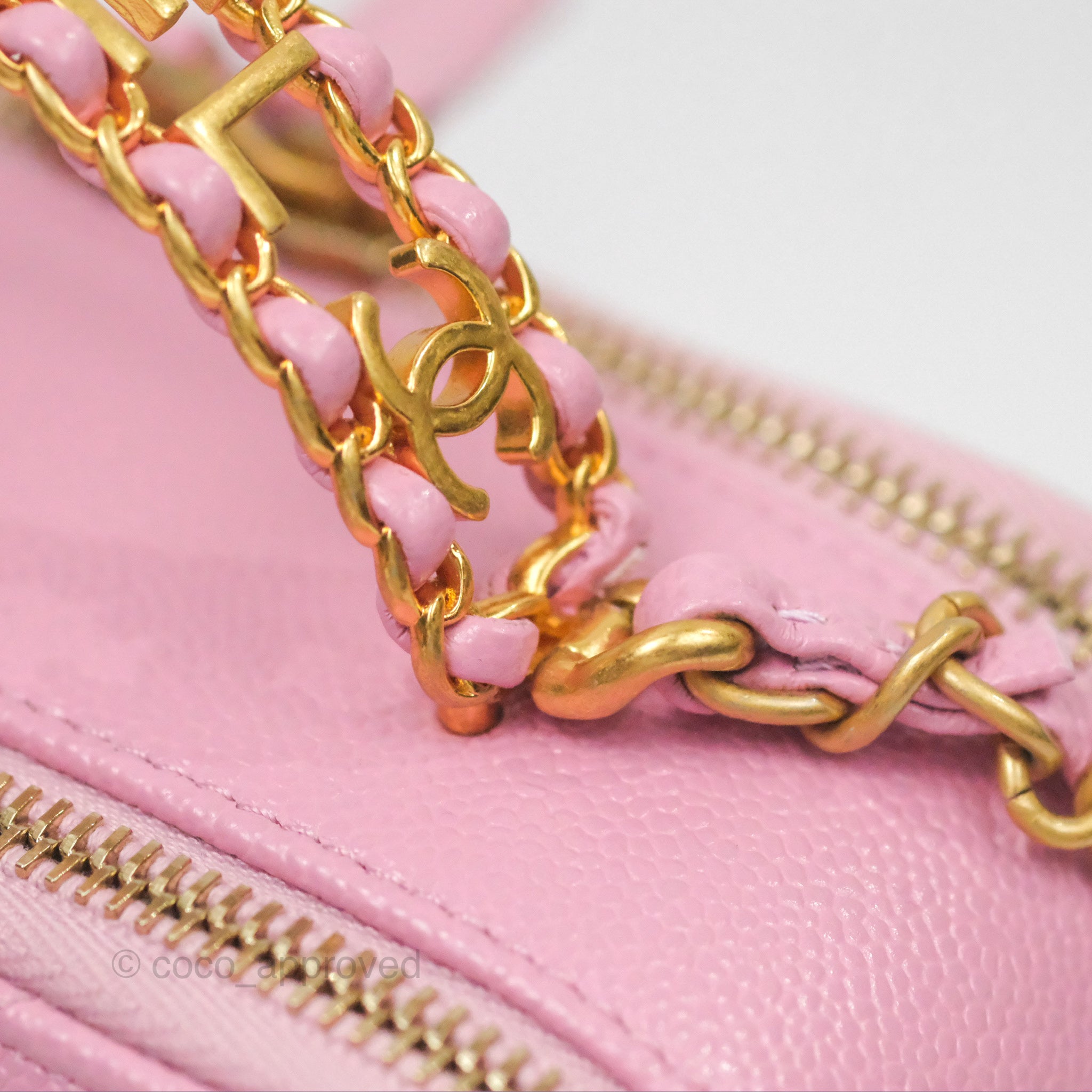 Chanel Caviar Quilted Small Vanity Case Handbag in Light Pink - Luxury Crossbody Bag for Women, Perfect for Date Night & Special Occasions