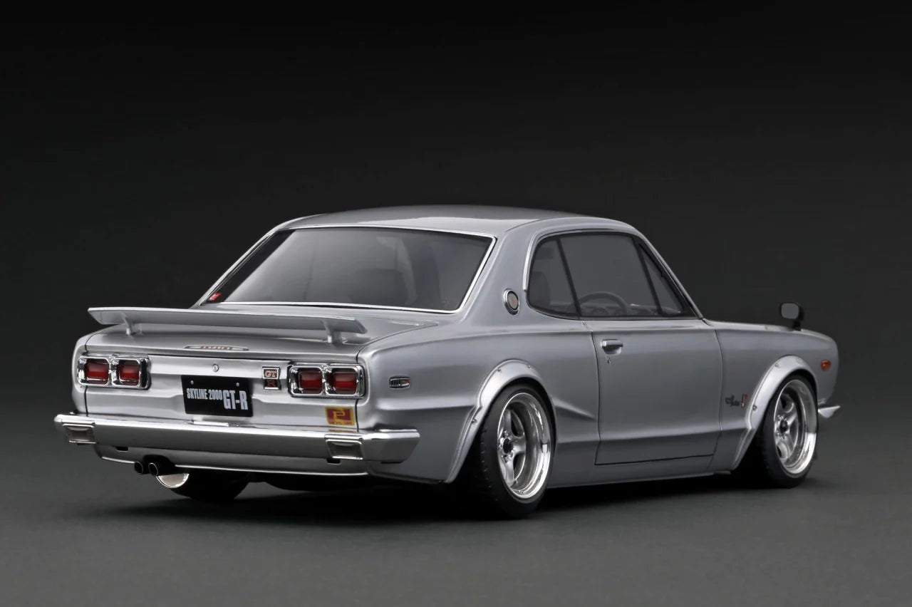1:18 Scale Nissan Skyline 2000 GT-R KPGC10 Diecast Model Car - Silver Collectible for Car Enthusiasts | Perfect for Display, Gifts, and Racing Collections