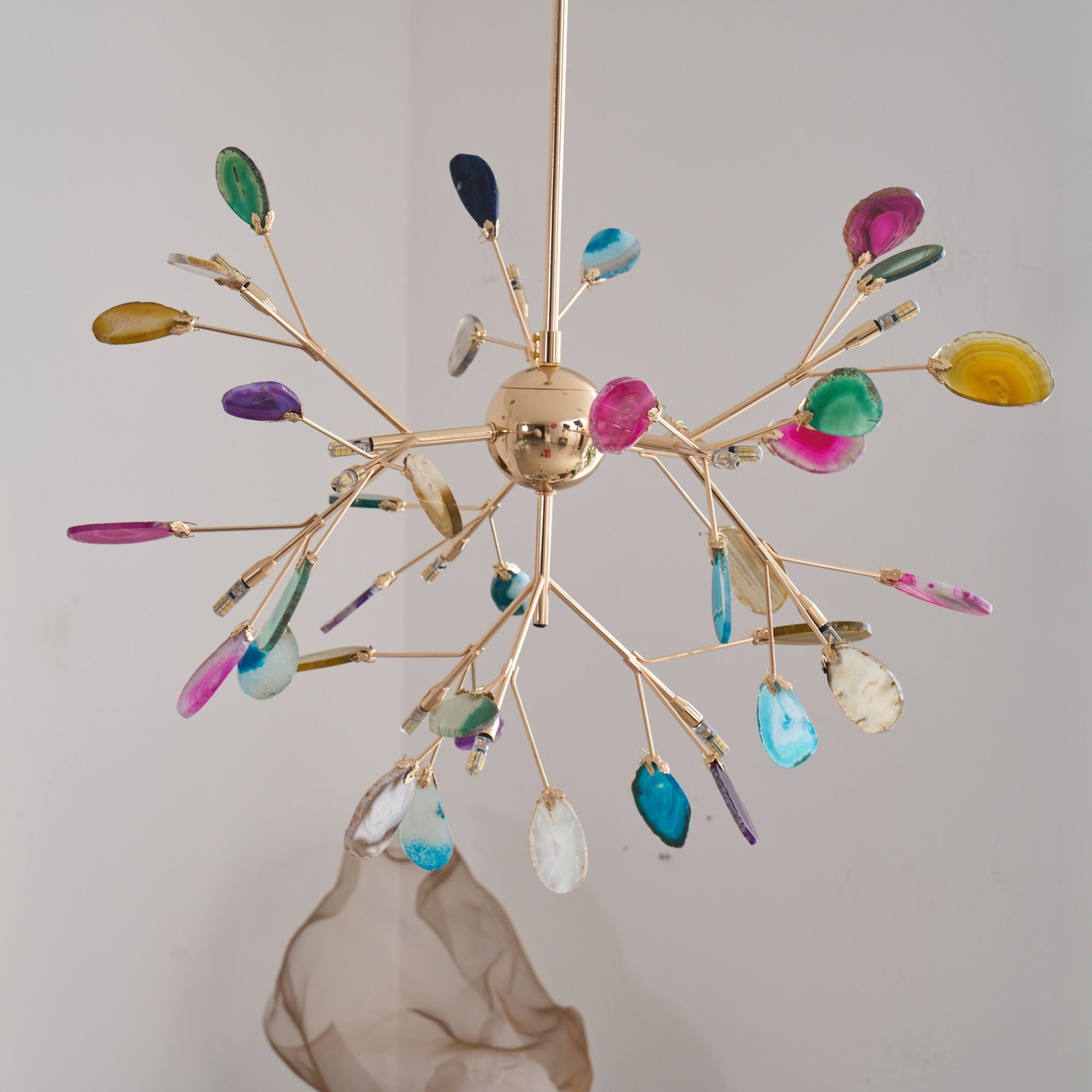 Elegant Agate Flake Chandelier - Natural Stone Crystal Ceiling Light Fixture for Dining Room, Living Room & Bedroom Decor