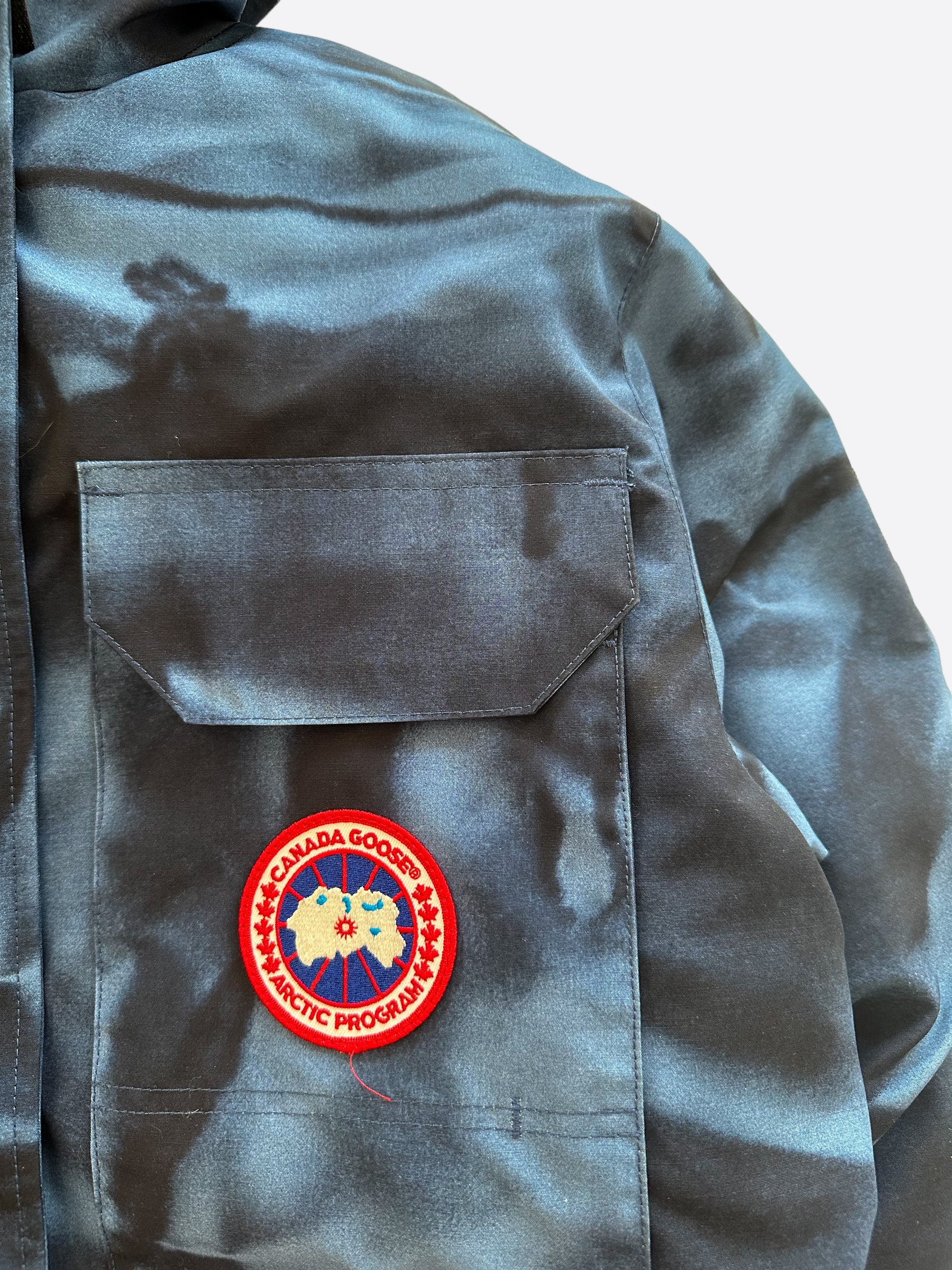 Canada Goose Abstract Camo Expedition Women's Parka - Waterproof Winter Coat for Extreme Cold Weather - Perfect for Skiing, Snowboarding & Outdoor Adventures