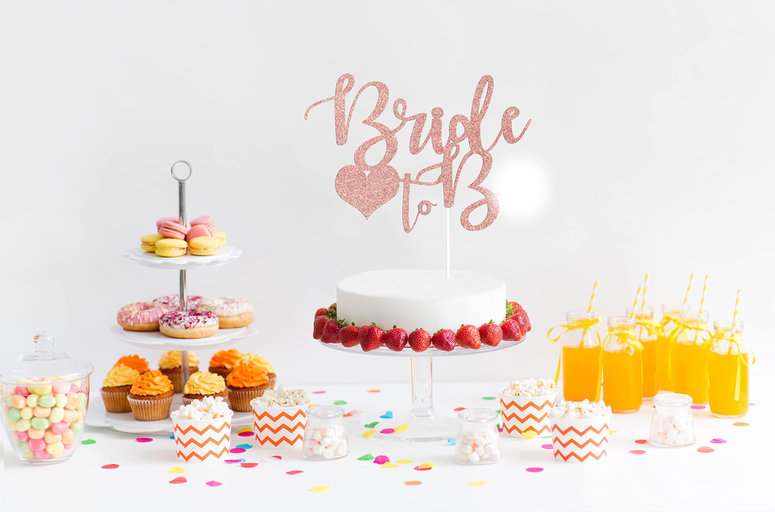 Elegant Bride & Groom Cake Topper - Mr & Mrs Wedding Cake Decorations for Bridal Showers, Engagement Parties & Wedding Receptions - Perfect for Romantic Wedding Cakes and Anniversary Celebrations