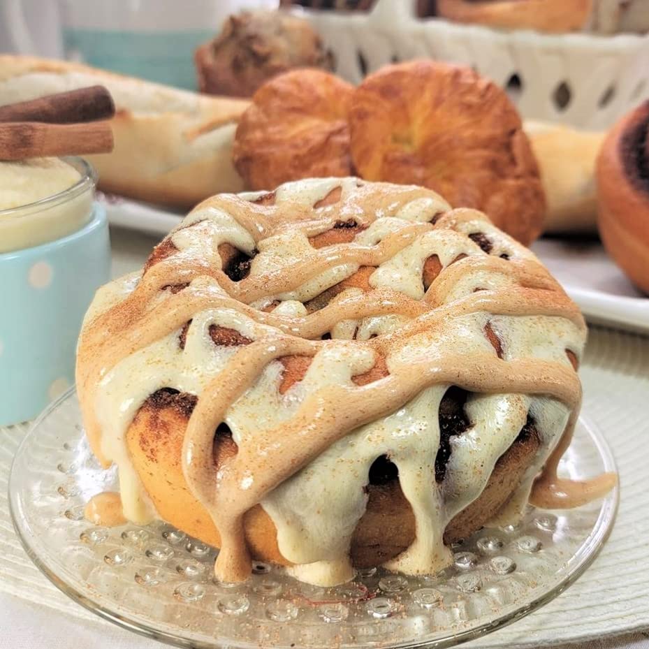 Gourmet Cinnamon Cream Cinnamon Rolls - 12 Pack (6 oz Each) | Fresh Baked Breakfast Pastries, Sweet Dessert Treats for Brunch, Parties & Holiday Gatherings