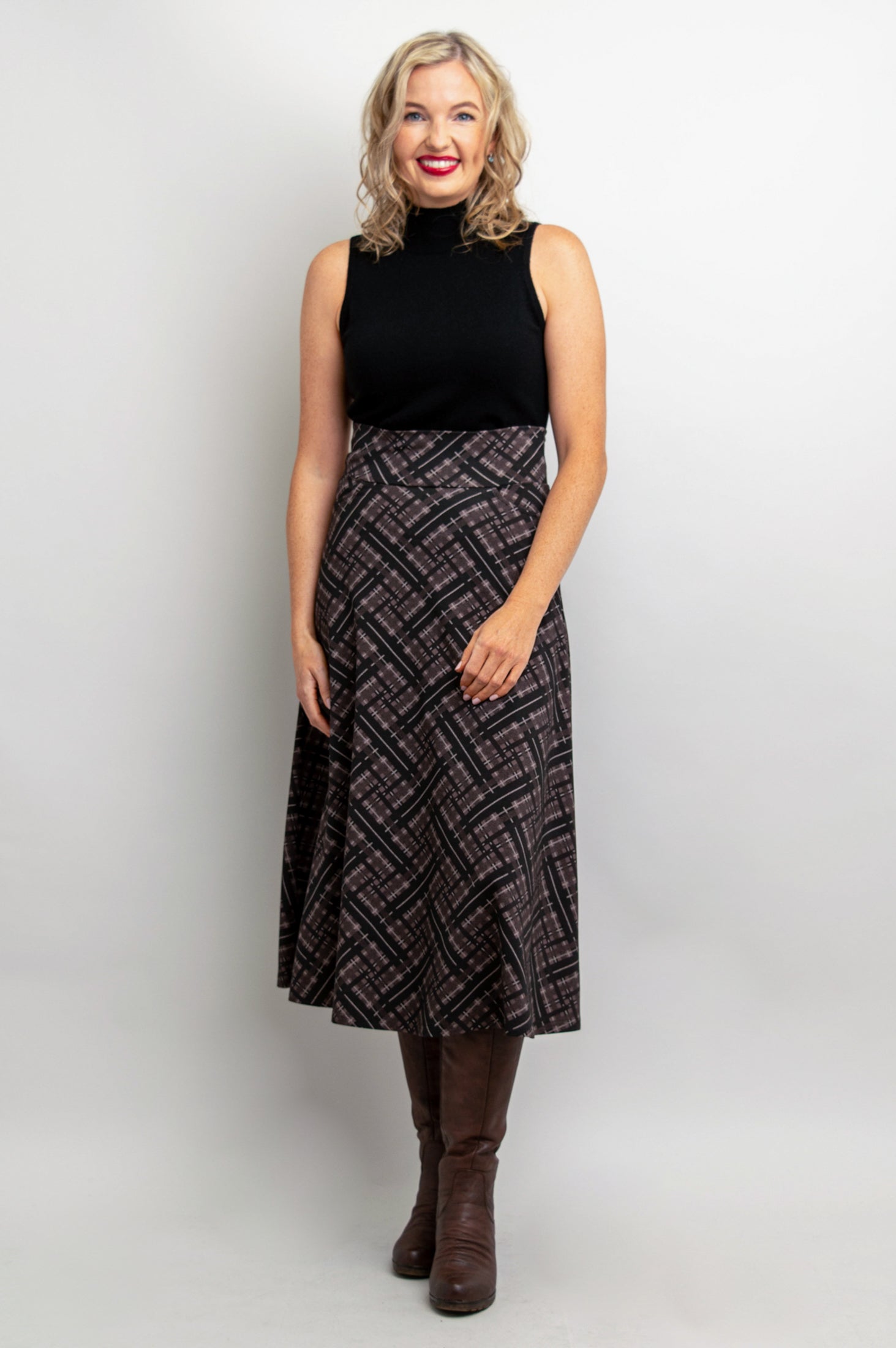 Gillian Plaid Skirt for Women - Soft Bamboo Fabric, Comfortable & Stylish - Perfect for Office, Casual Outings & Fall Fashion