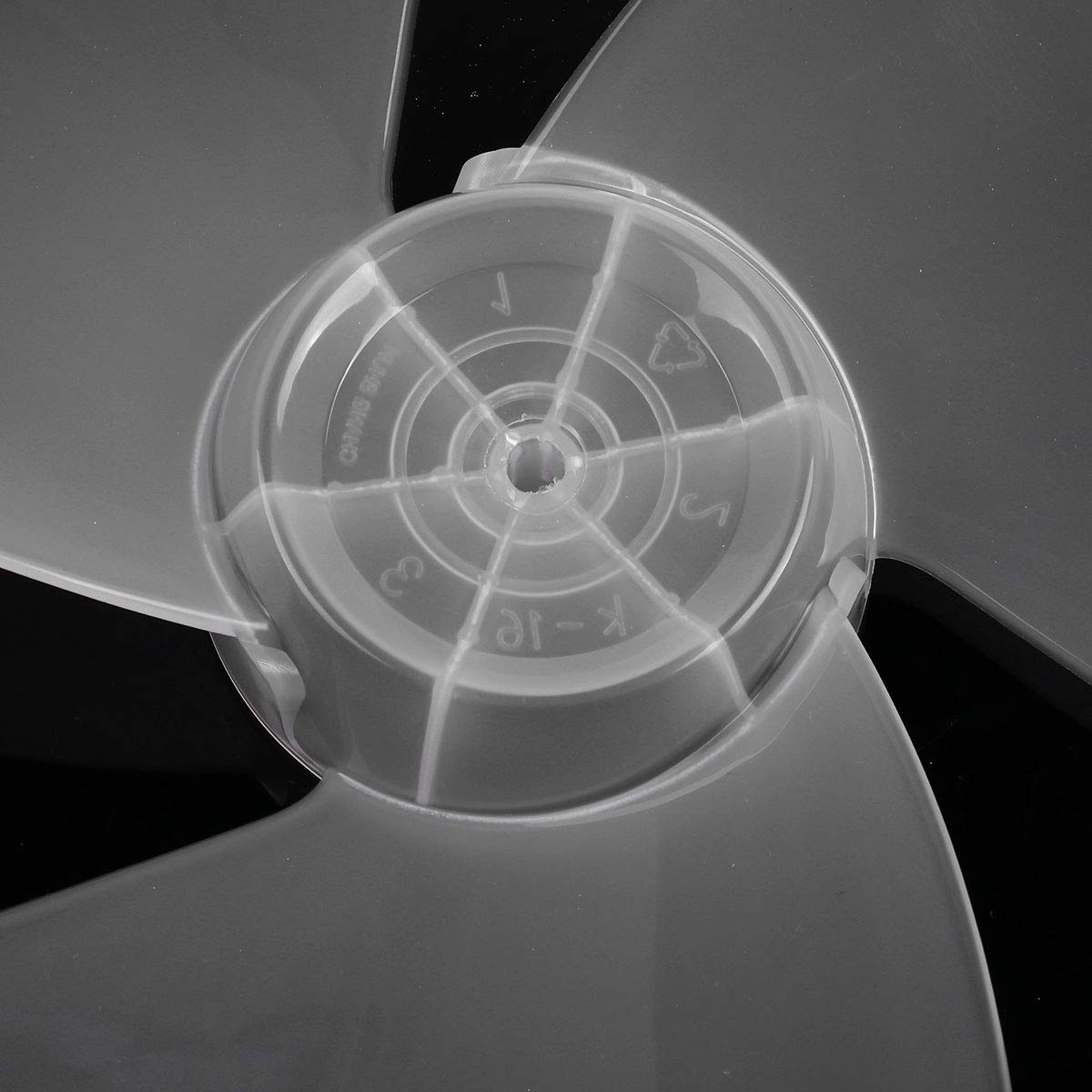 **JEATHA 16-Inch Plastic Fan Blade Replacement - 3-Blade Quiet Design for Stand/Pedestal/Table Fans - Household Cooling Accessory (No Fan Nut Included) - Perfect for Bedroom, Living Room & Office Use**