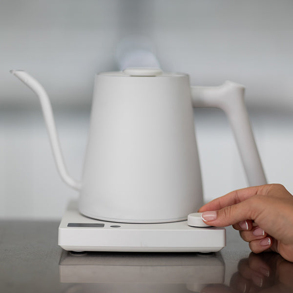 Varia Aura Electric Gooseneck Kettle - Fast Boiling, Precise Pouring for Coffee & Tea - Perfect for Home, Office & Specialty Brewing