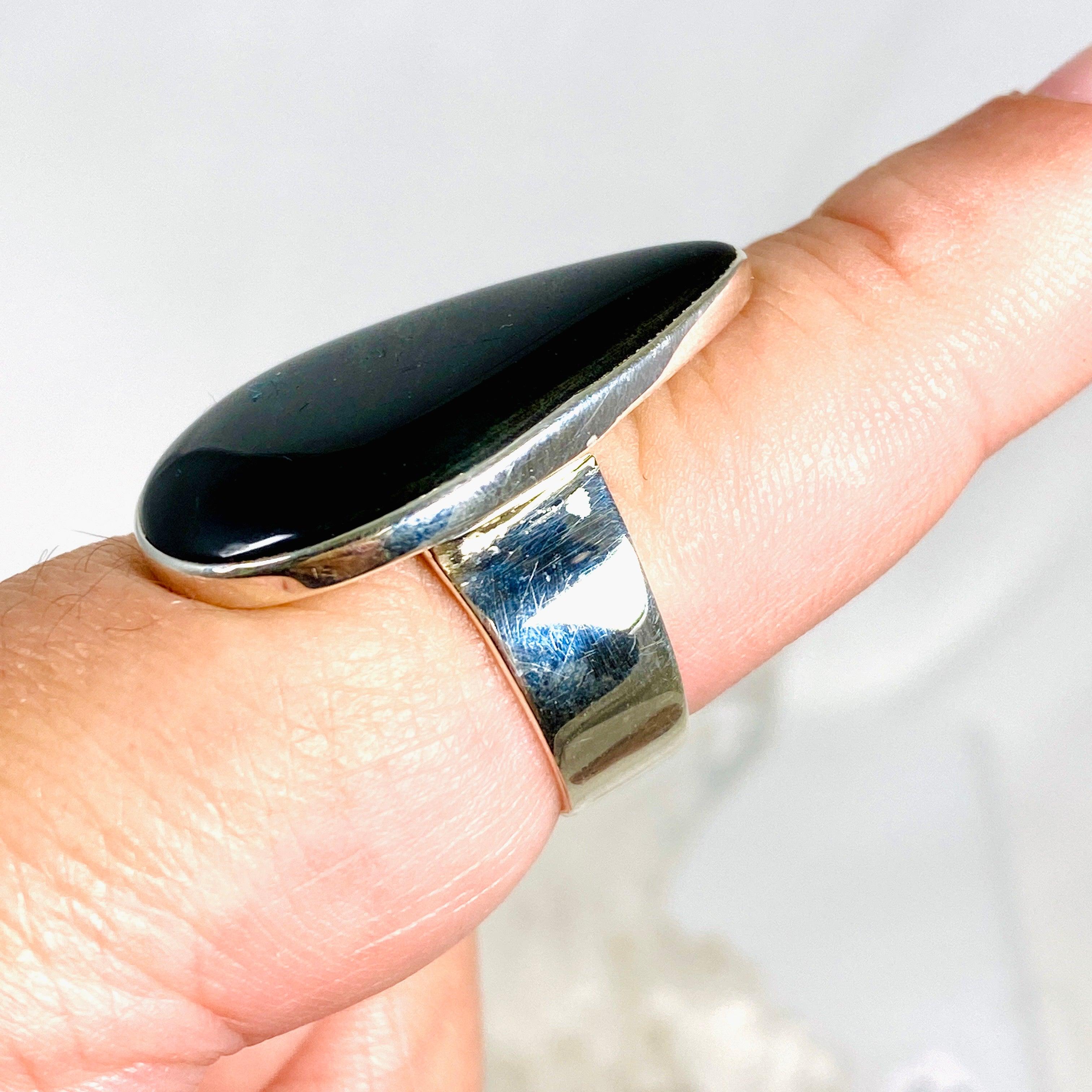 Silversheen Obsidian Teardrop Ring - Size 9 (KRGJ2925) | Elegant Gothic Jewelry for Women, Perfect for Evening Parties & Special Occasions