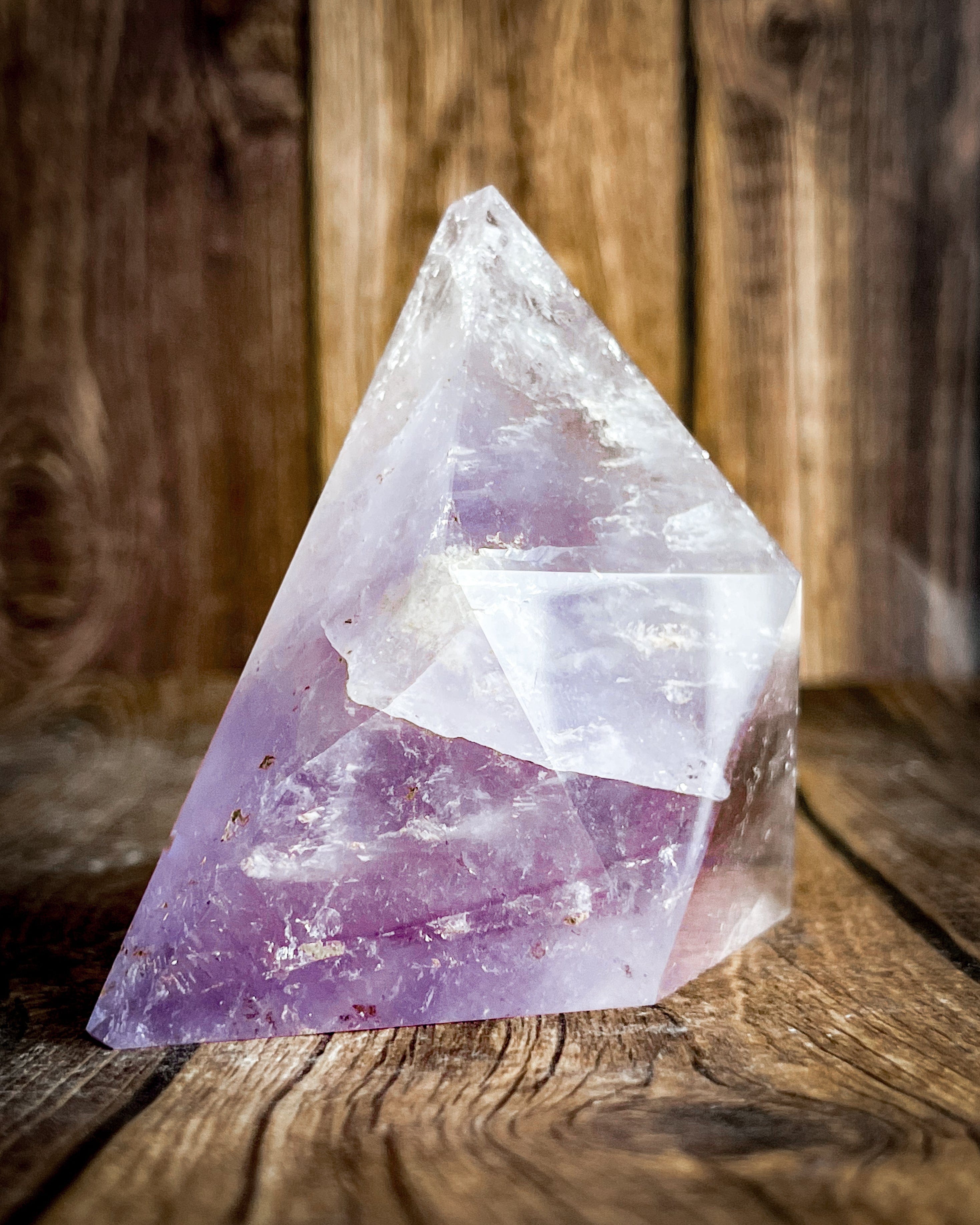 Natural Amethyst Crystal Triangle Carving - Healing Stone for Meditation, Yoga & Home Decor - Unique Spiritual Gift for Women & Men