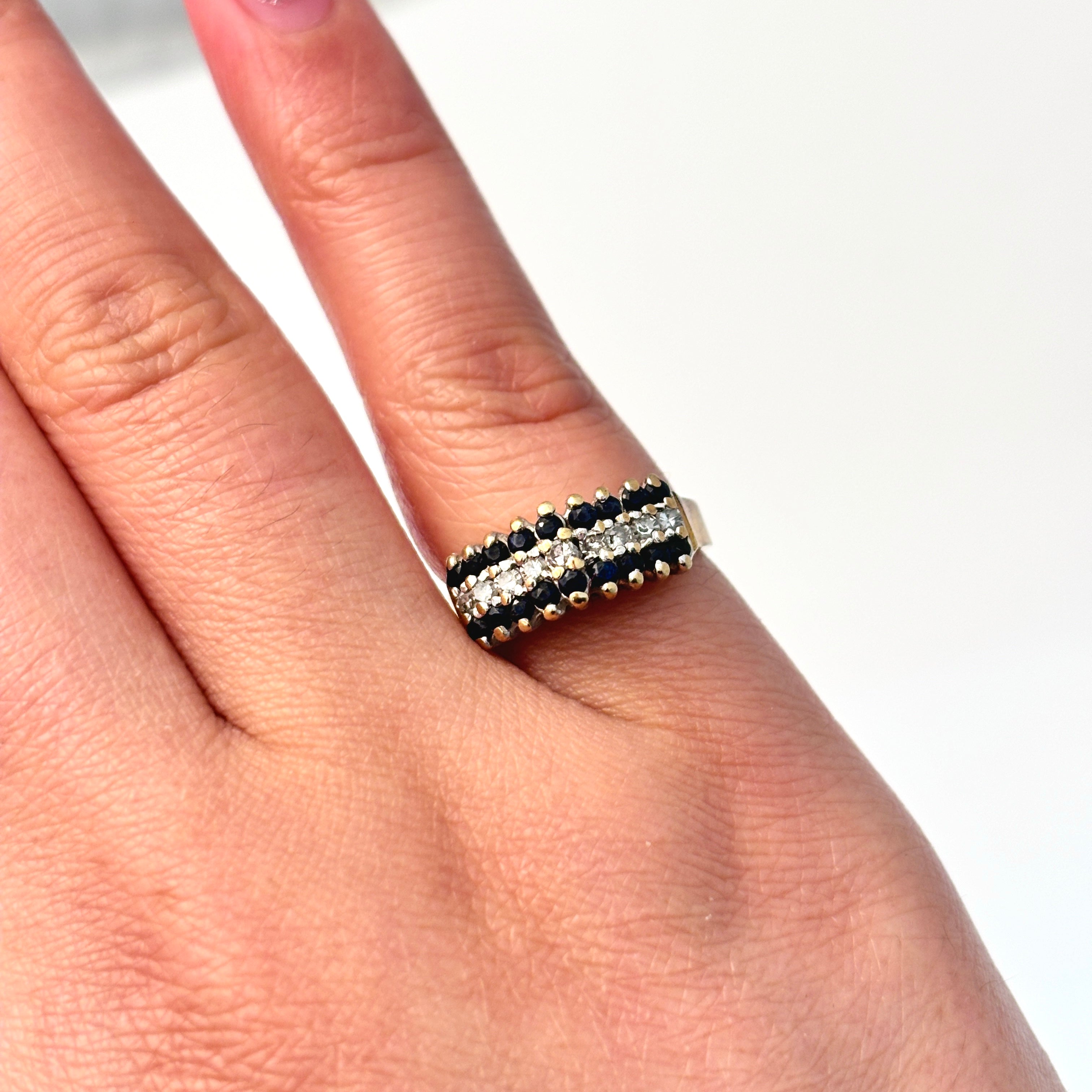 10K Yellow Gold Sapphire and Diamond Ring - 0.57ctw Sapphire & 0.225ctw Diamond - Size 5.25 - Elegant Engagement, Wedding, or Anniversary Jewelry Gift