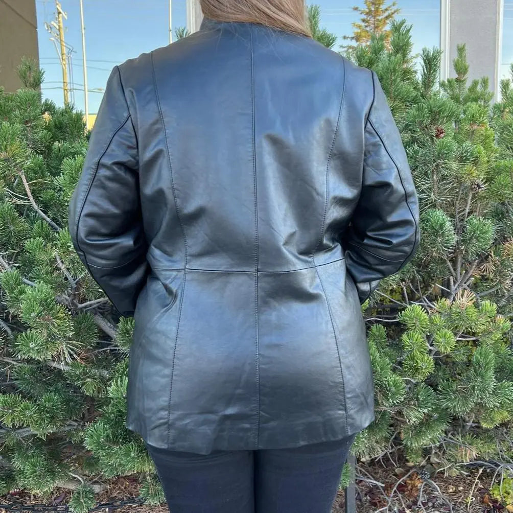 Women's Soft Lamb Leather Jacket with Front Zipper & Dual Pockets - Stylish Outerwear for Fall & Winter Fashion