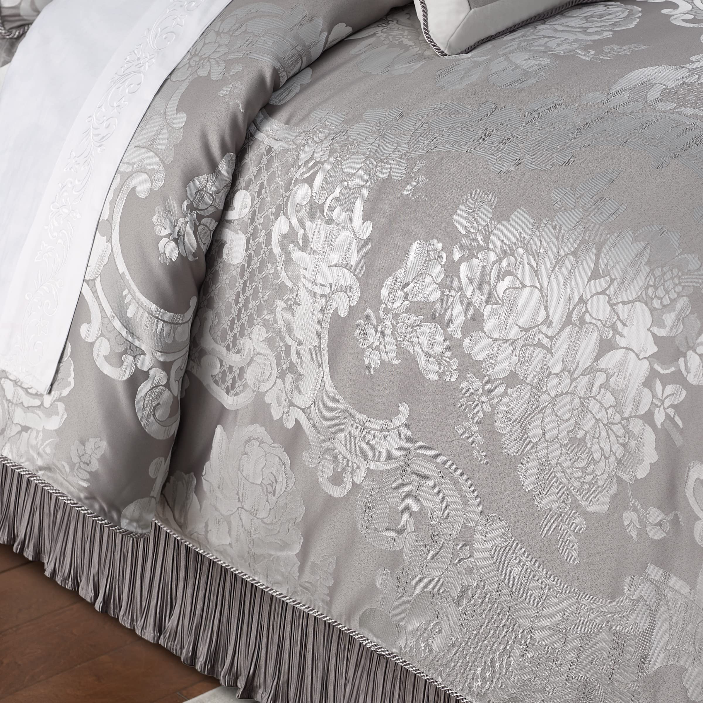 WATERFORD Princess King Comforter Set 6-Piece - Luxurious Mocha Brown Bedding Collection for Master Bedroom & Guest Room