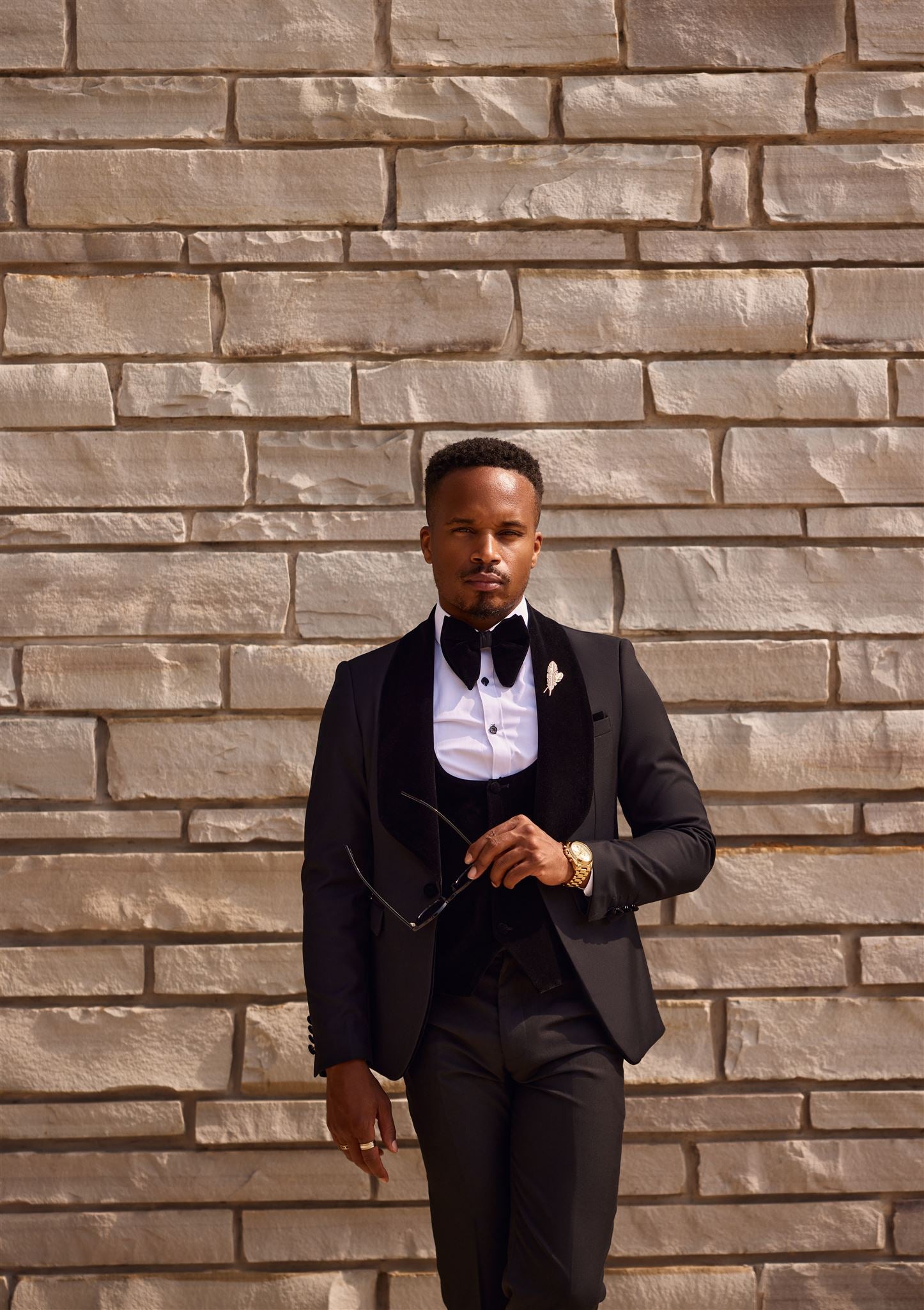 Luxury Velvet 3-Piece Tuxedo Suit for Men - Formal Wedding, Prom & Black Tie Events - Premium Stretch Fit with Jacket, Vest & Pants