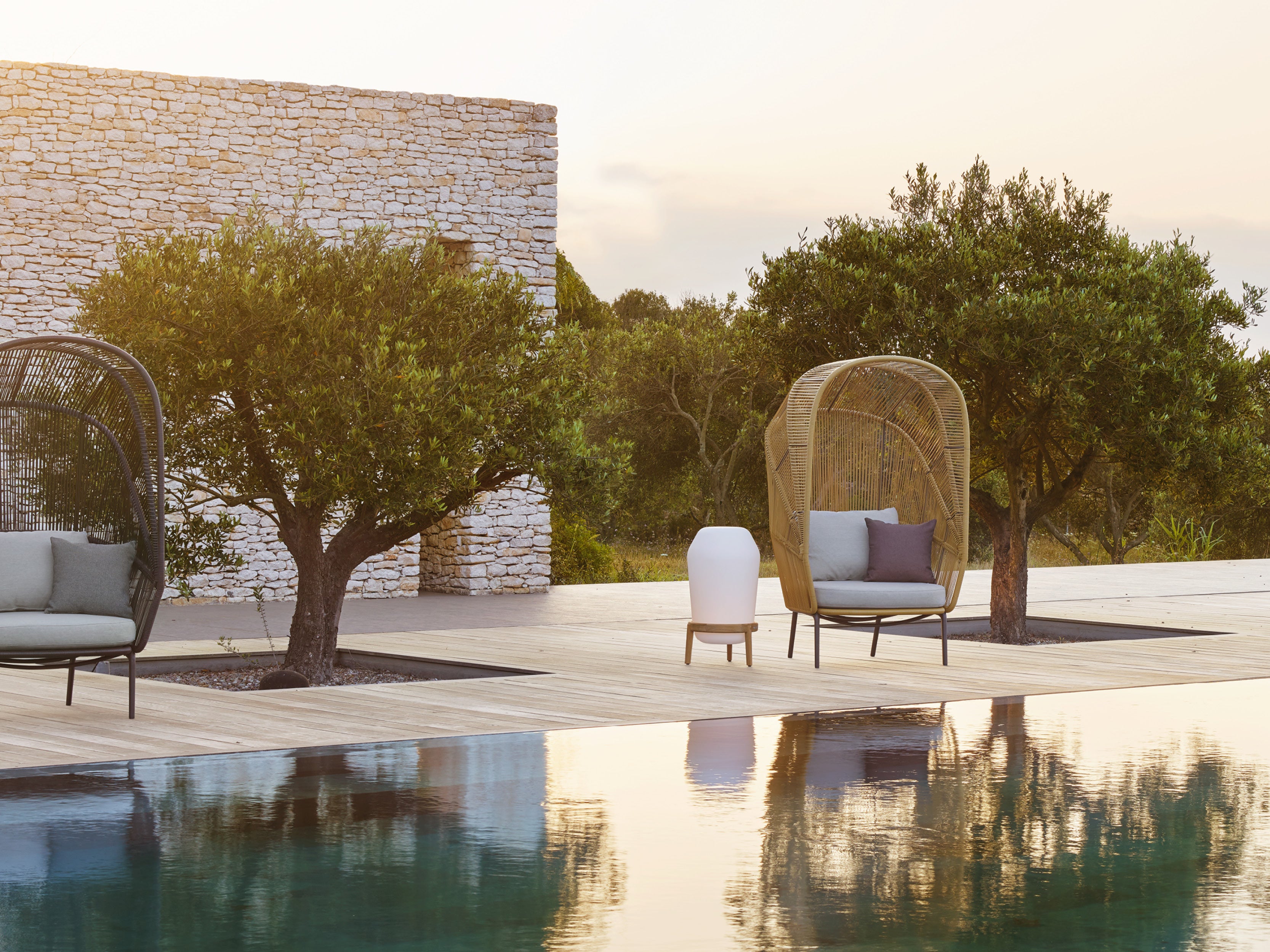 Rilly Cocoon Chair - Hanging Egg Chair for Indoor & Outdoor Use - Perfect for Patio, Garden, Balcony, and Relaxation Spaces