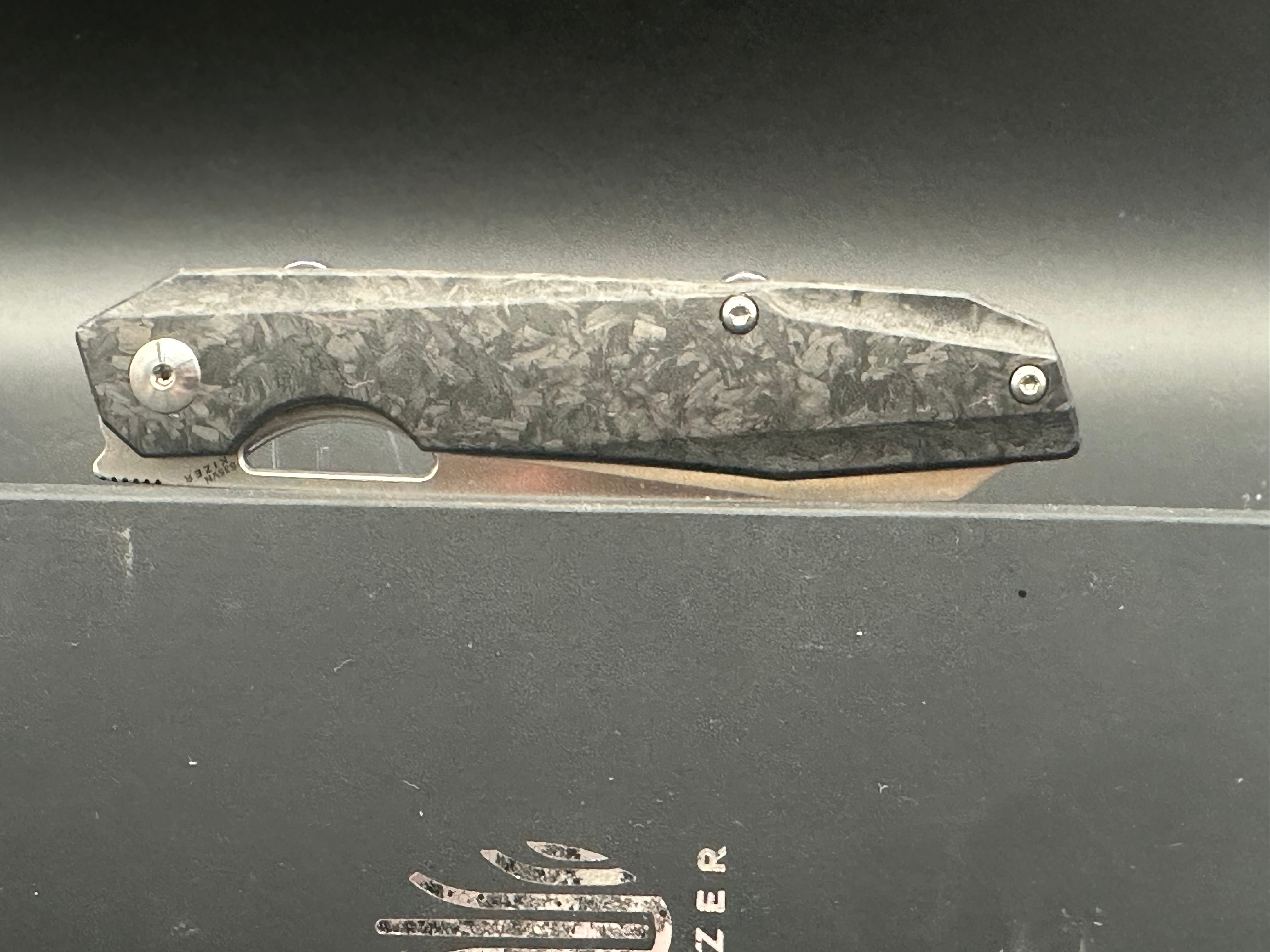 Kizer Genie Liner Lock Folding Knife - Premium Carbon Fiber Handle, 3.40