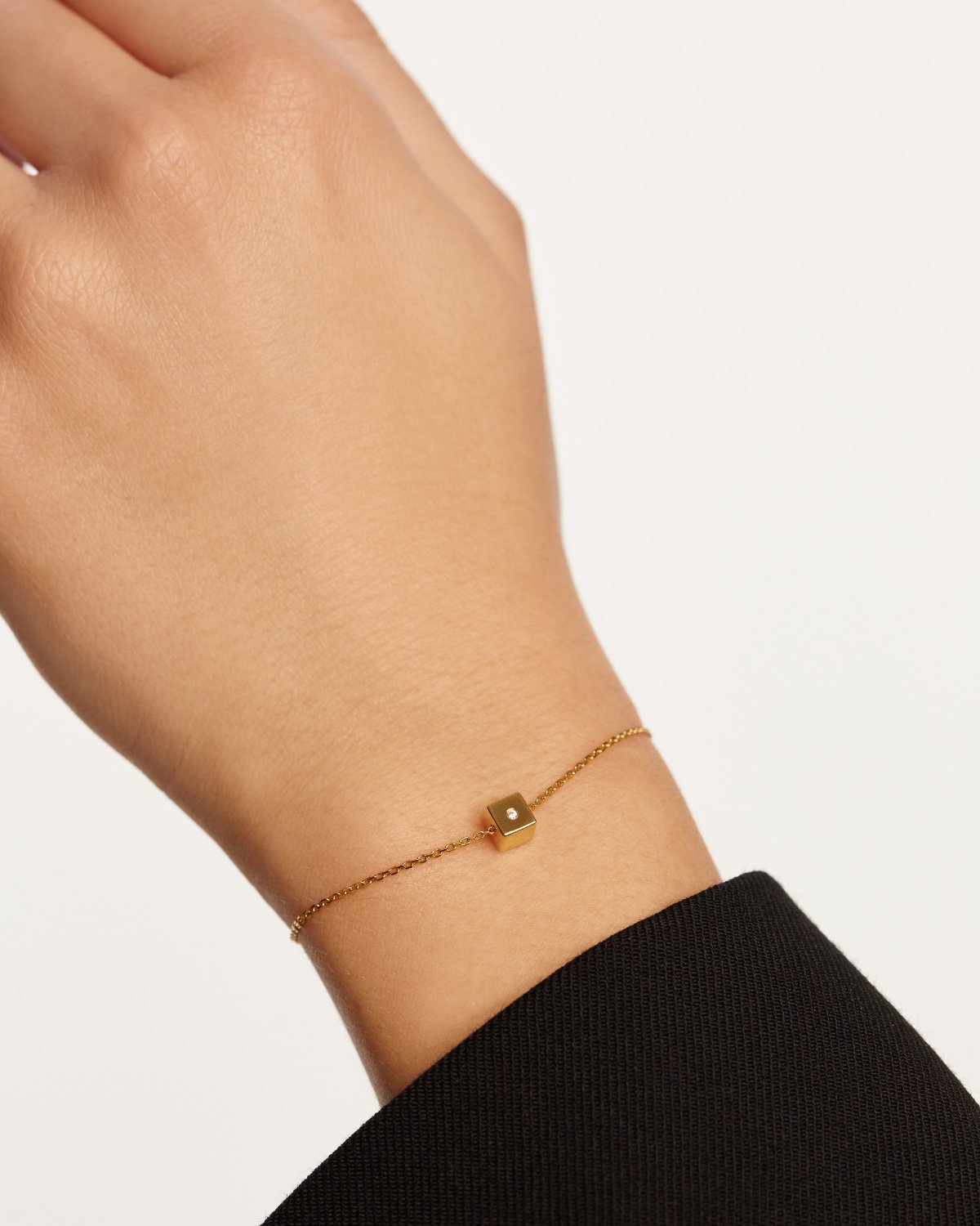 GRID Dice Gold Bracelet for Women - Elegant 18K Gold Plated Dainty Chain Bracelet - Perfect for Gifts, Parties, and Everyday Wear