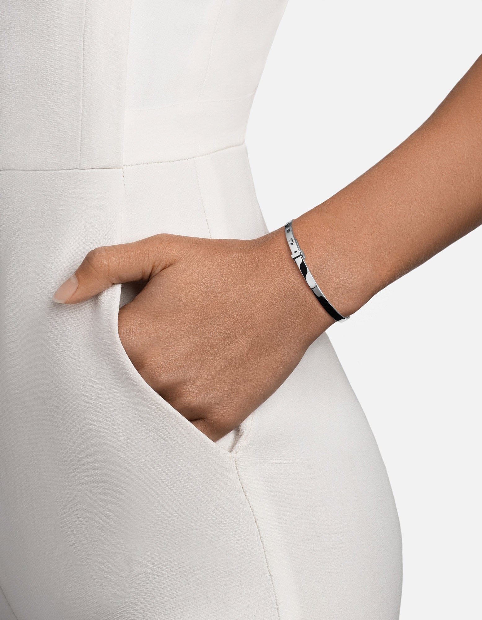 Premium Sterling Silver Tailor Cuff Bracelet - Elegant Jewelry for Men & Women - Perfect for Weddings, Parties & Formal Occasions