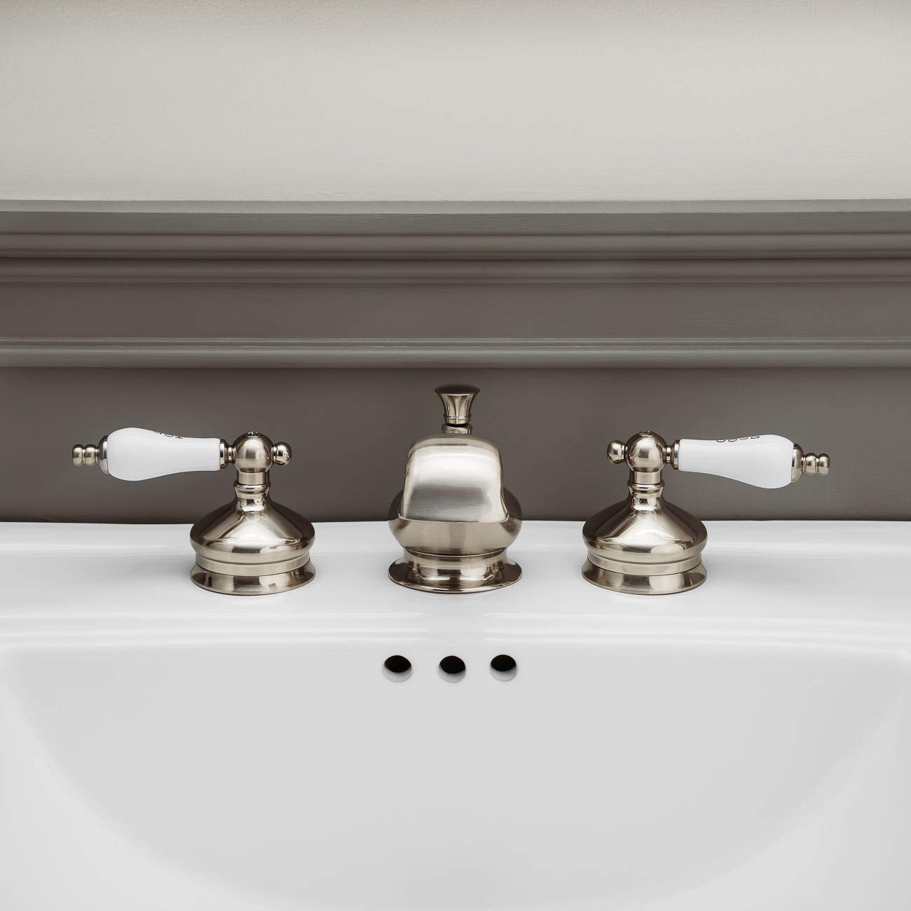 Vintage Widespread Bathroom Sink Faucet with Porcelain Lever Handles - Classic Design for Bathroom Vanity, Farmhouse Decor & Vintage Style Homes