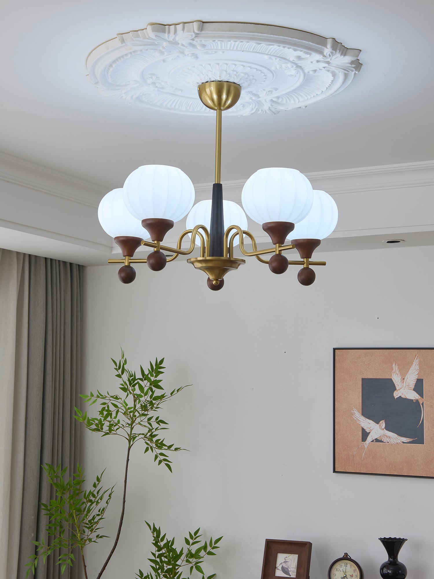 Elegant Ceylian Crystal Chandelier - Modern Luxury Ceiling Light Fixture for Dining Room, Living Room & Bedroom Decor