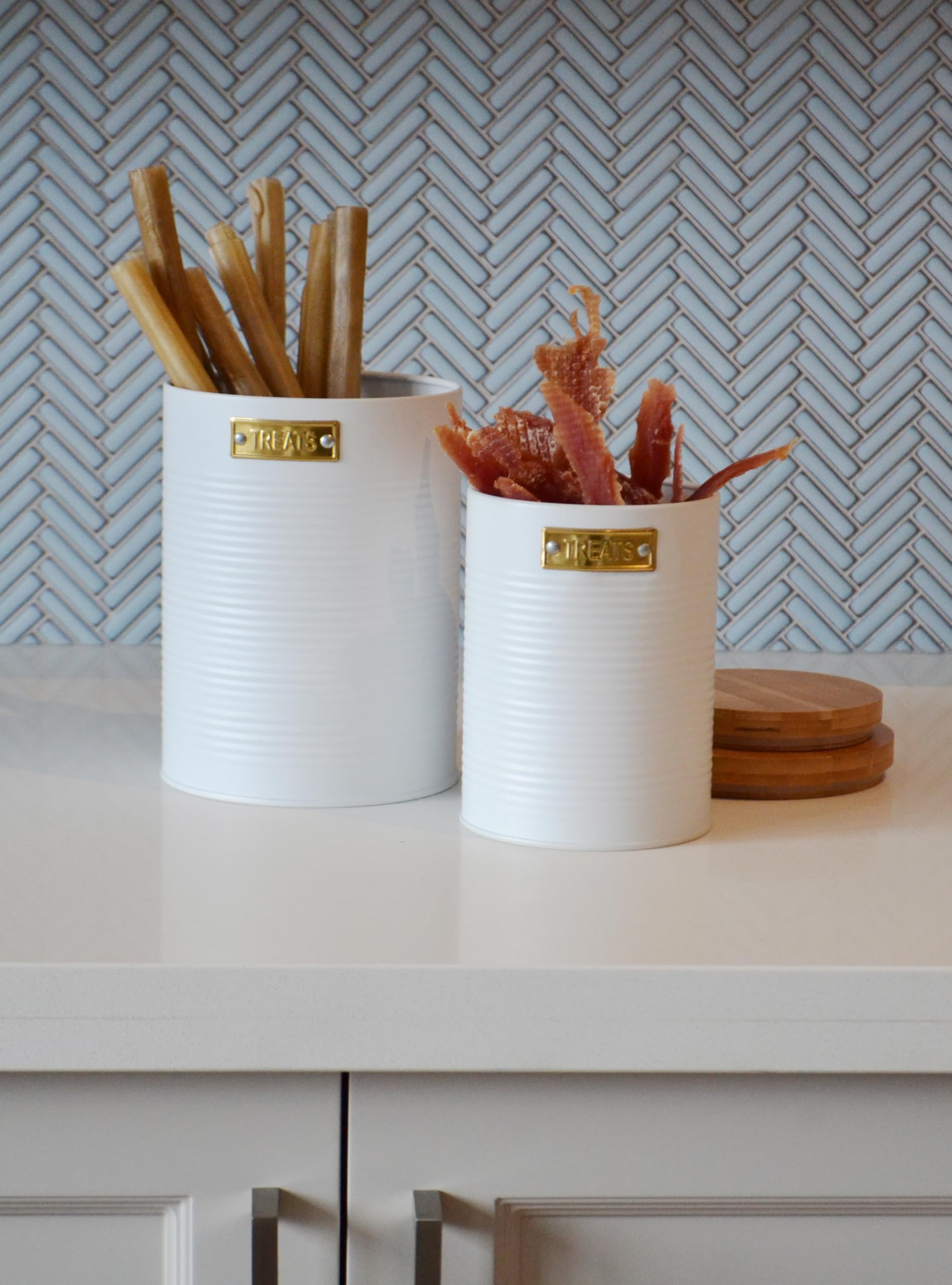 Barkley & Evans 2-Pack Pet Food Storage Canisters - Airtight Metal Containers for Dog & Cat Treats - Matte White & Gold with Bamboo Lids - Perfect for Kitchen Countertop or Pantry Organization