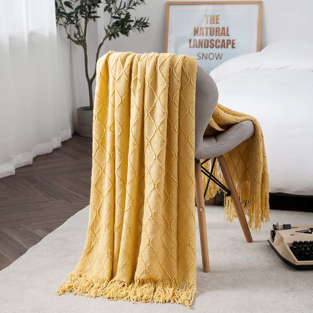 TREELY Soft Knit Throw Blanket with Tassels - 50