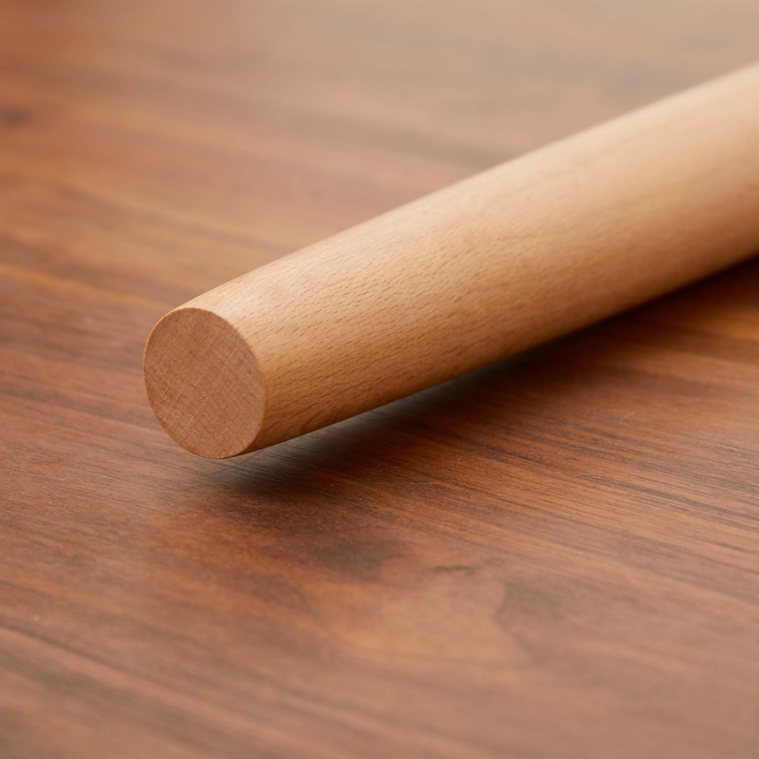 Fulimax 16 Inch Classic Wooden Rolling Pin for Baking - Premium Beechwood French Rolling Pin for Dough, Pizza Crust, Cookies, Pastry & Pasta - Essential Kitchen Baking Tool for Home Bakers & Professional Chefs