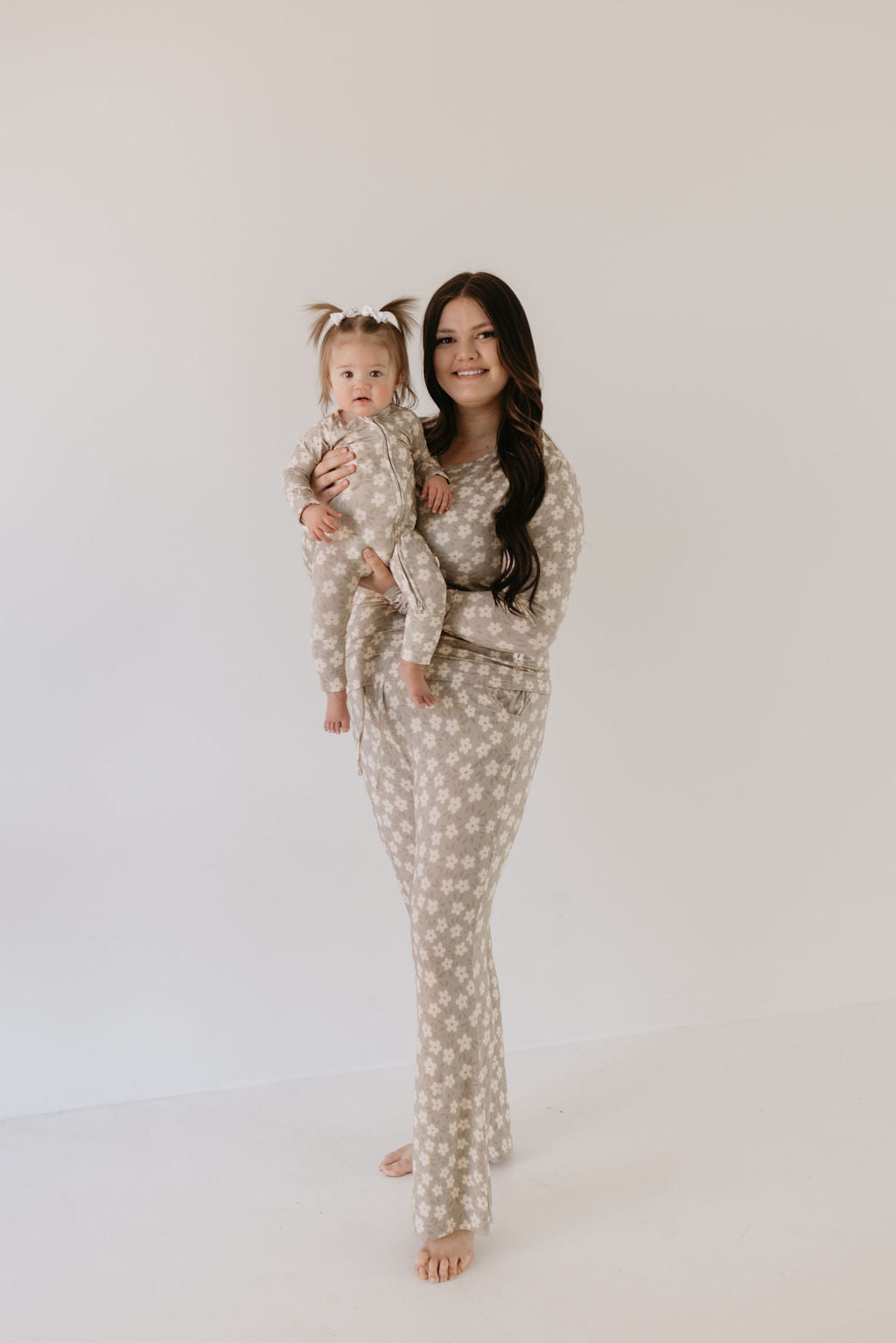Soft Bamboo Zip Pajamas for Women - French Gray Floral Print Sleepwear | Cozy Lounge & Sleepwear for Relaxing Evenings