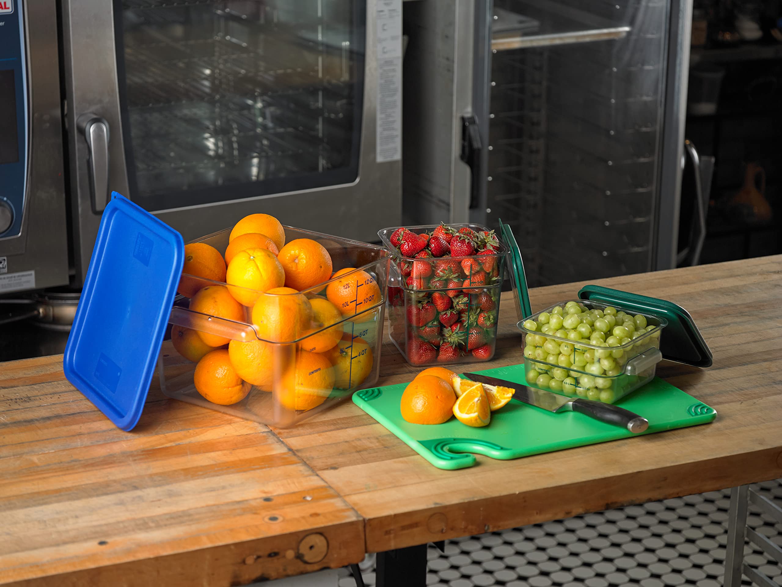 Carlisle 2-Quart Clear Polycarbonate Square Food Storage Container - Stackable Design for Catering, Buffets, Restaurants - Perfect for Meal Prep, Leftovers & Commercial Kitchen Organization