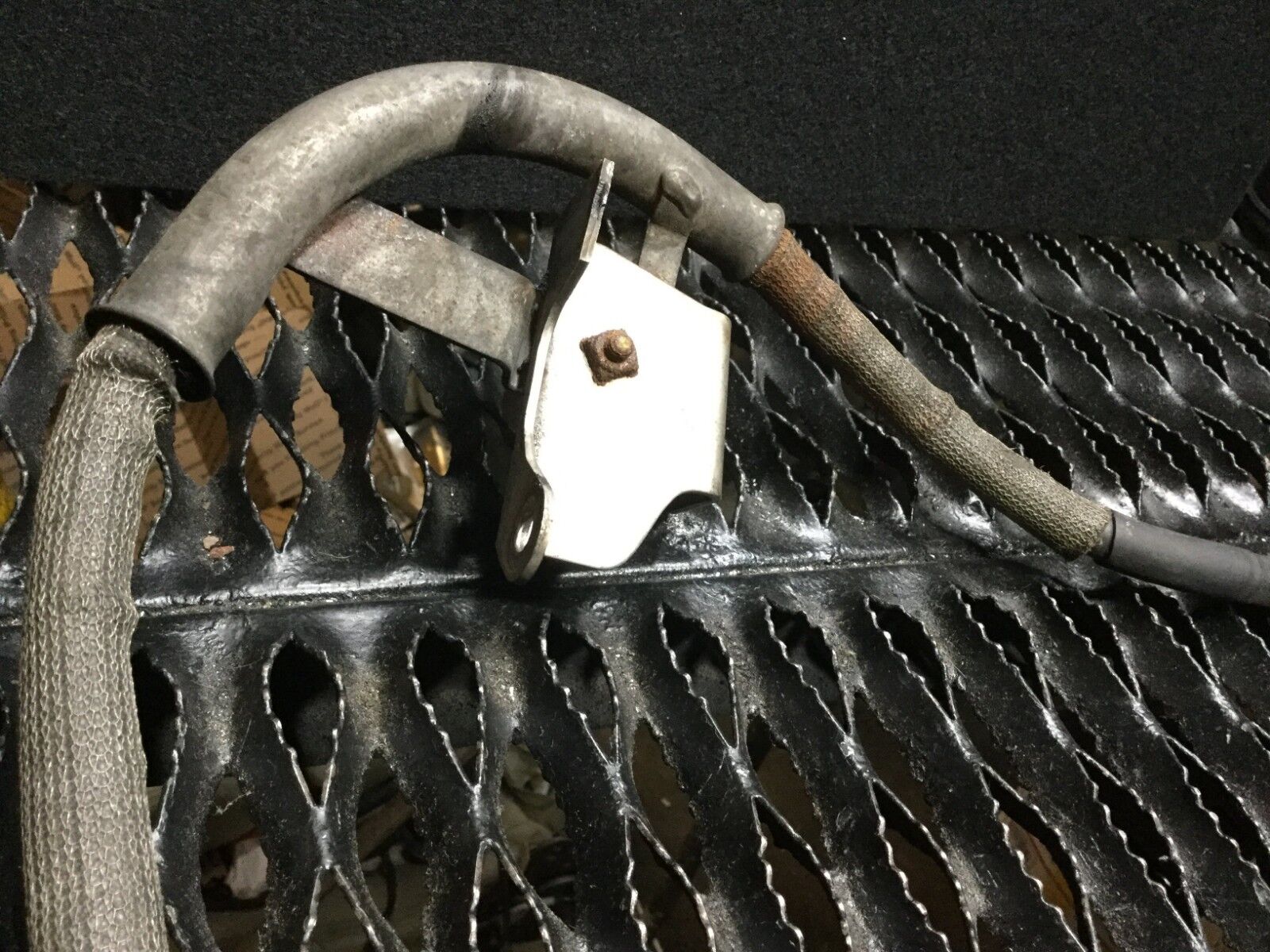 04 05 06 Porsche Cayenne 3.2L Positive Battery Cable Wiring Harness OEM Replacement - Perfect for Electrical System Repair & Maintenance
