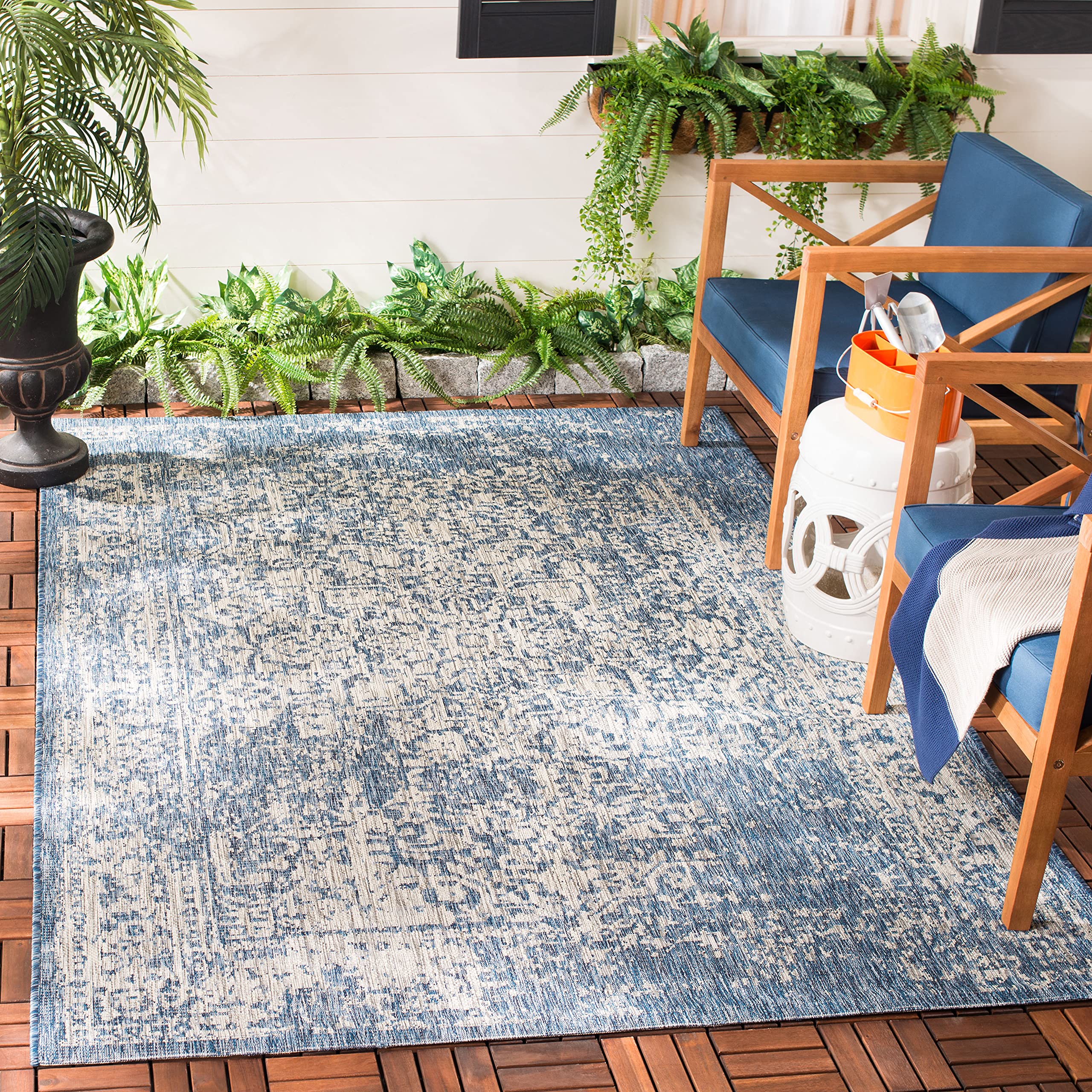 SAFAVIEH Courtyard Collection 6'7