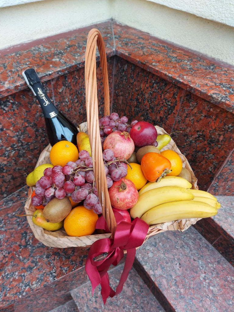 Premium Fresh Fruit Gift Basket - Delicious Assorted Fruits for Holidays, Birthdays & Corporate Gifts | Perfect for Home, Office & Special Occasions