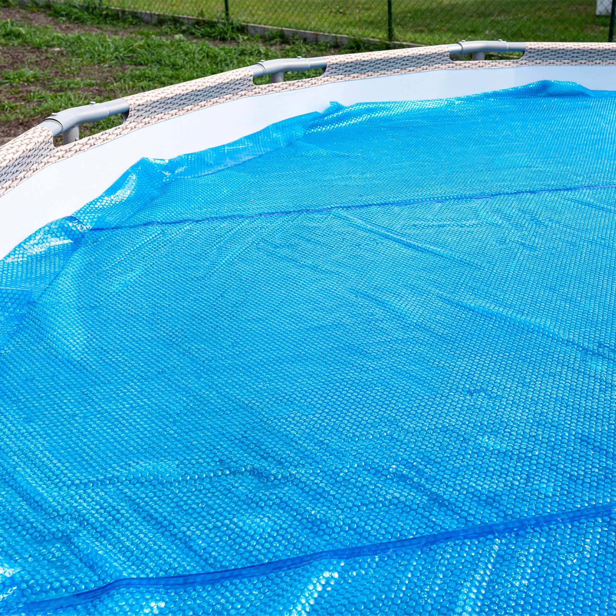 6.25' Round Floating Solar Pool Cover for Inground & Above Ground Pools - Keeps Water Warm, Reduces Evaporation & Saves Energy - Perfect for Summer Swimming & Winter Protection