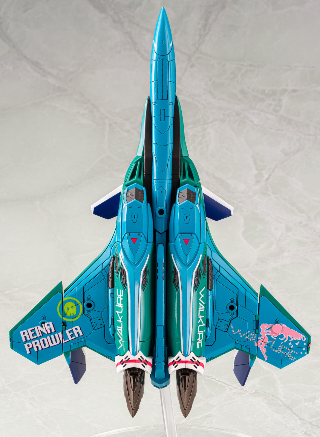 Aoshima Macross Delta VFG Variable Fighter Girls VF-31A Kairos Reina Prowler 1/72 Scale Model Kit - Anime Collectible for Display & Gundam Fans