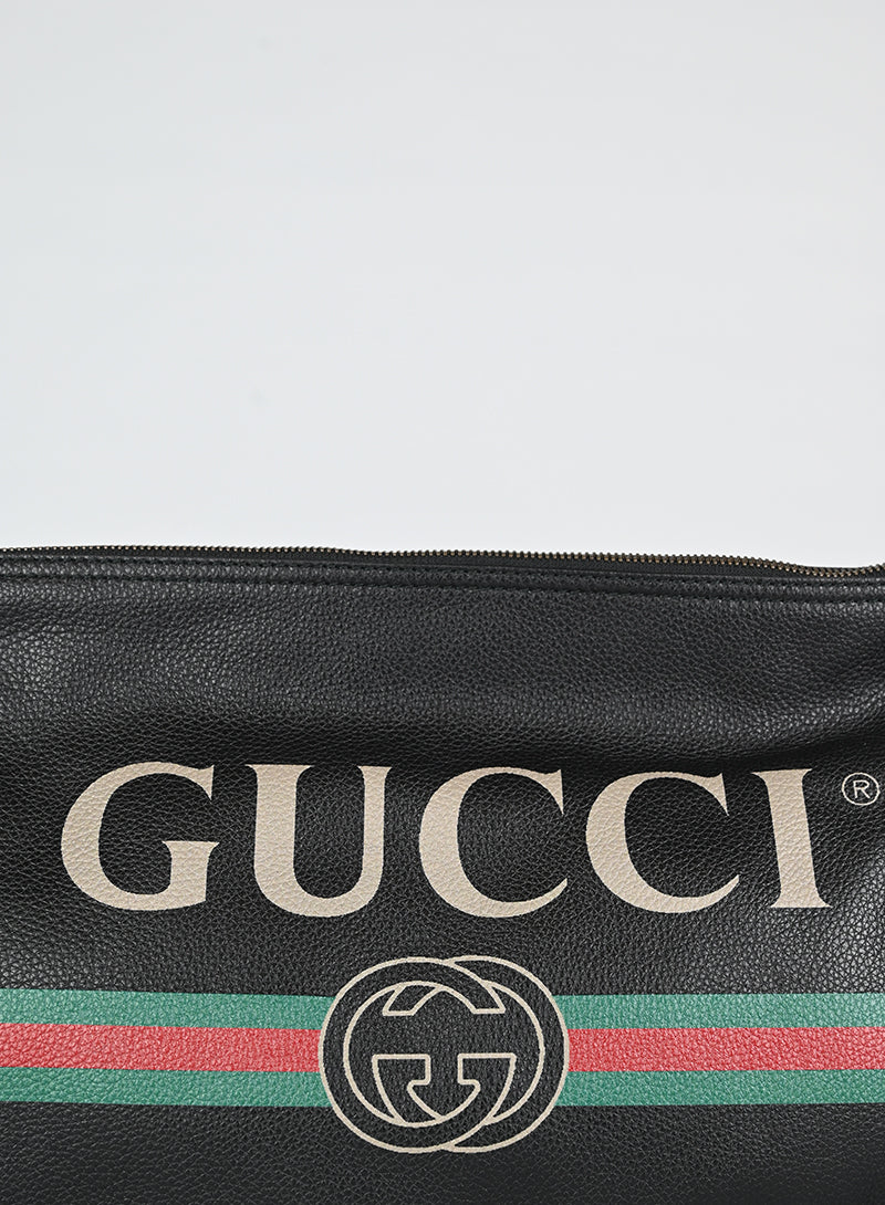 Gucci Black Leather Logo Pochette Handbag - Perfect for Evening Parties, Date Nights & Special Occasions