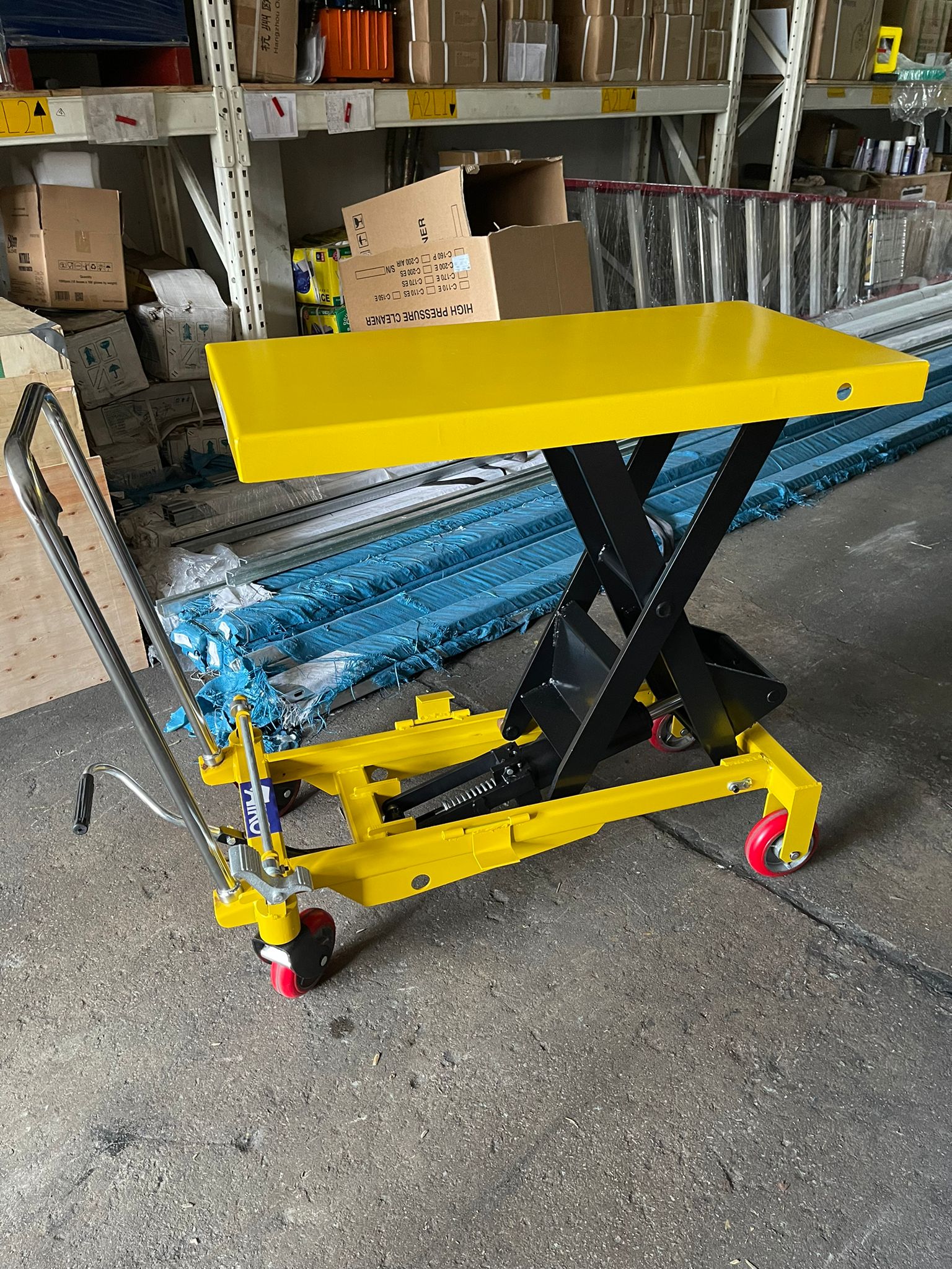 Aiko 1000kg Hydraulic Scissor Lift Table - Heavy Duty Workbench Lift with 1000mm Height (Model PT WP1000) - Ideal for Warehouse, Factory, and Workshop Material Handling