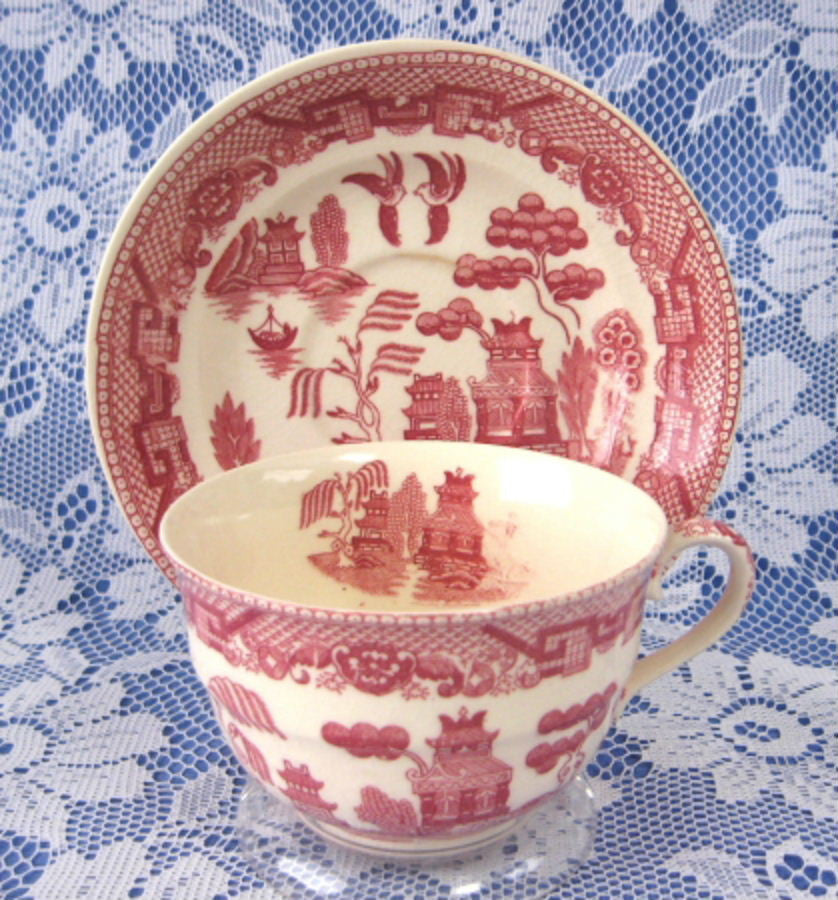 Vintage Ridgway England Willow Red Transferware Cup and Saucer Set - Classic 1890s Floral Tea Cup for Afternoon Tea, Collectible Antique English China