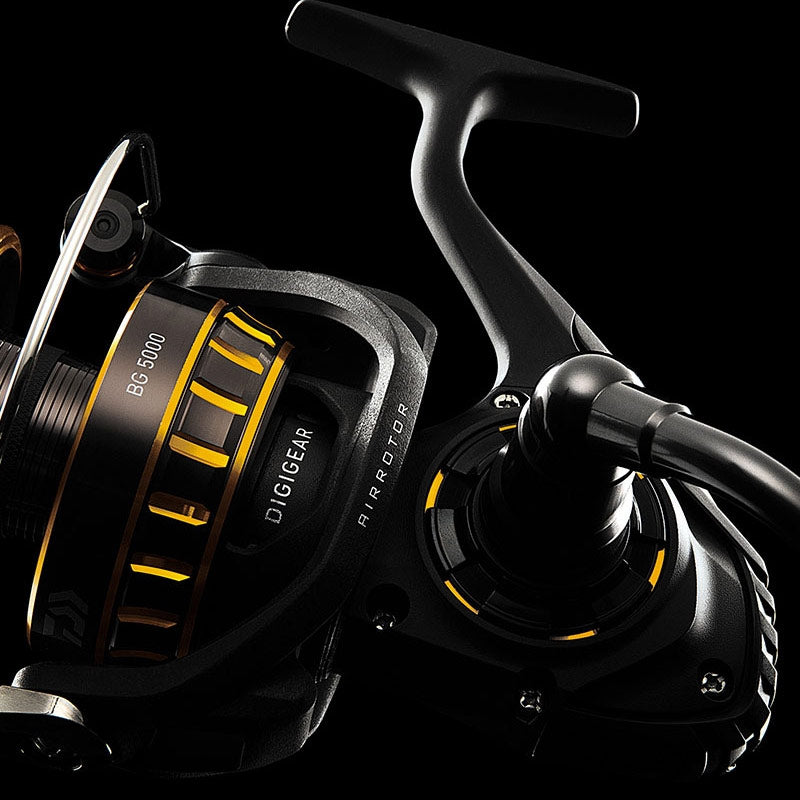 Daiwa BG Saltwater Spinning Fishing Reel - Heavy Duty Offshore & Surf Fishing Gear for Saltwater Game Fish - Perfect for Deep Sea, Pier and Beach Fishing Adventures