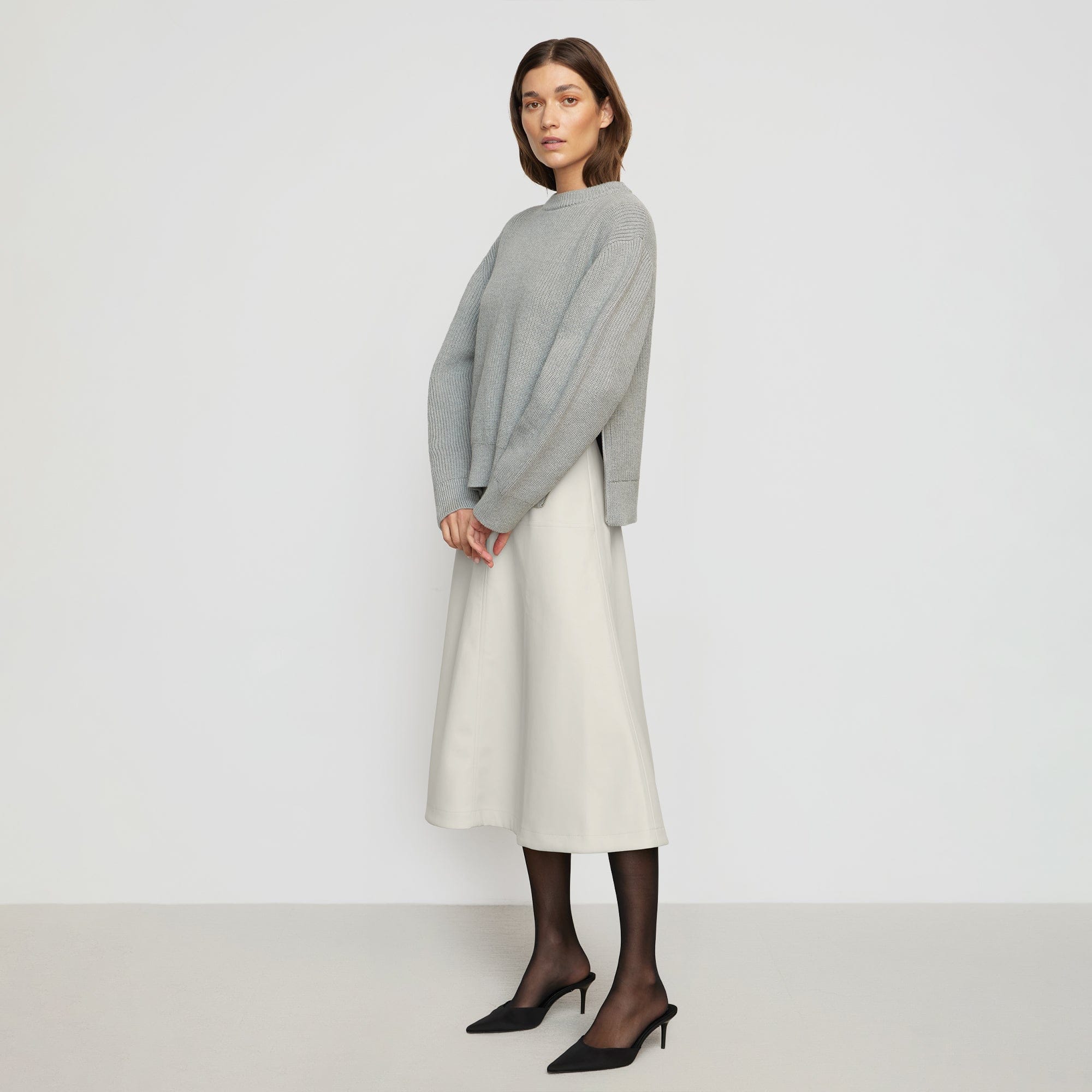 Organic Cotton Side Zip Sweater for Women - Soft & Comfortable Pullover with Convenient Zipper - Perfect for Casual Wear, Layering & Outdoor Activities