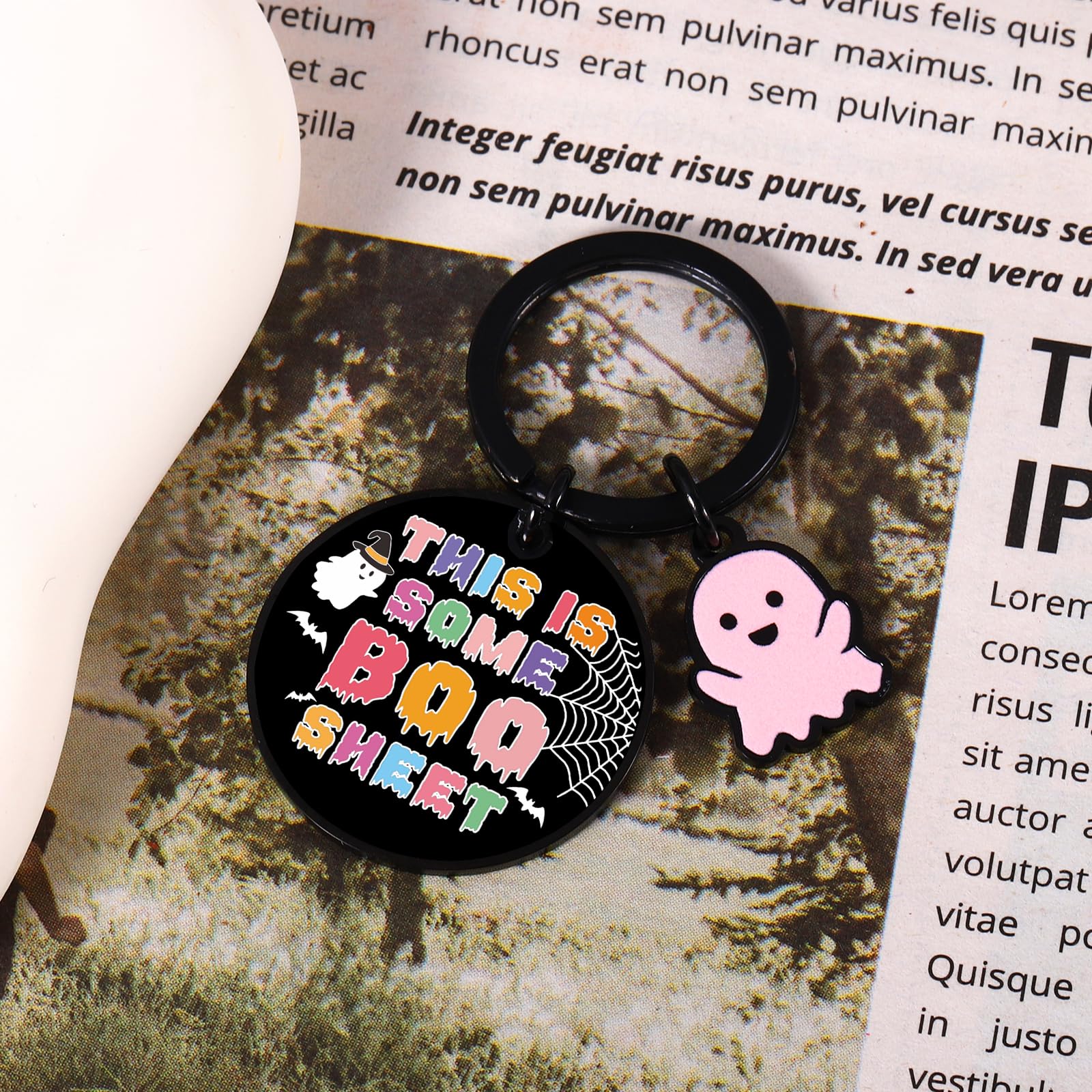 Valentine's Day Gifts for Her - Cute Ghost Keychain & Unique Spooky Gifts for Girlfriend, Women & College Girls | Scream Merch, Ghost Stuff & Birthday Presents | Perfect for Halloween, Dorm Decor & Friend Gifts