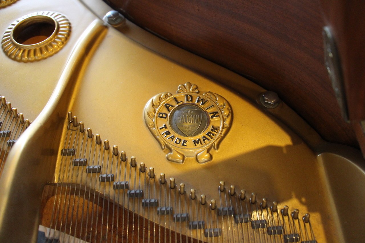 Baldwin 5'2 Model M Baby Grand Piano - Premium American Walnut Finish - Perfect for Home, Studio & Small Venue Performances