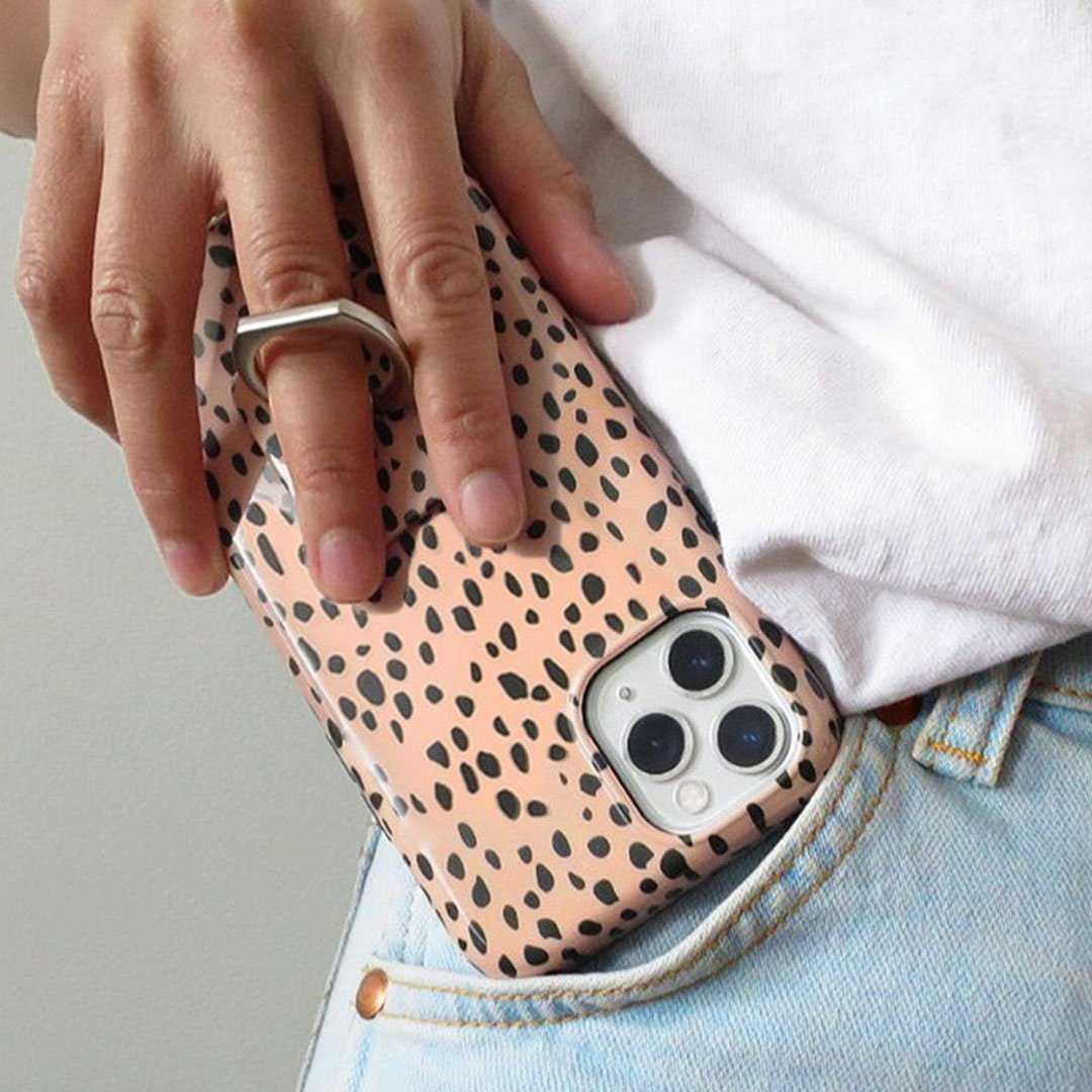 Spotted Nude Cheetah Print iPhone Case - Slim Protective Cover for iPhone 13/14/15 Pro Max - Fashionable Animal Print Design for Women & Girls - Perfect for Daily Use, Travel, and Gift Giving