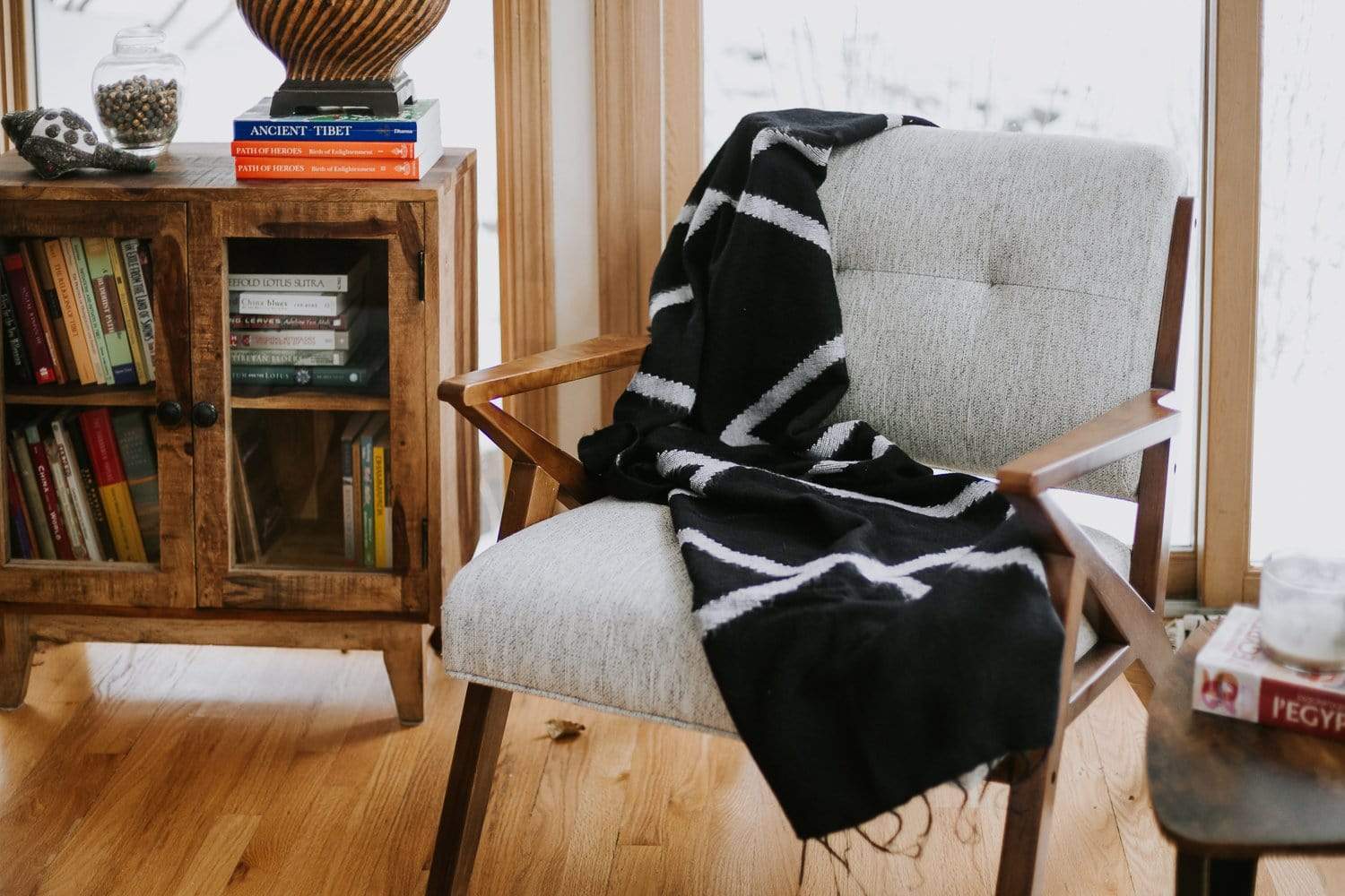 Black Onyx Himalayan Shawl - Handmade Wool Wrap for Women - Perfect for Winter, Weddings & Special Occasions