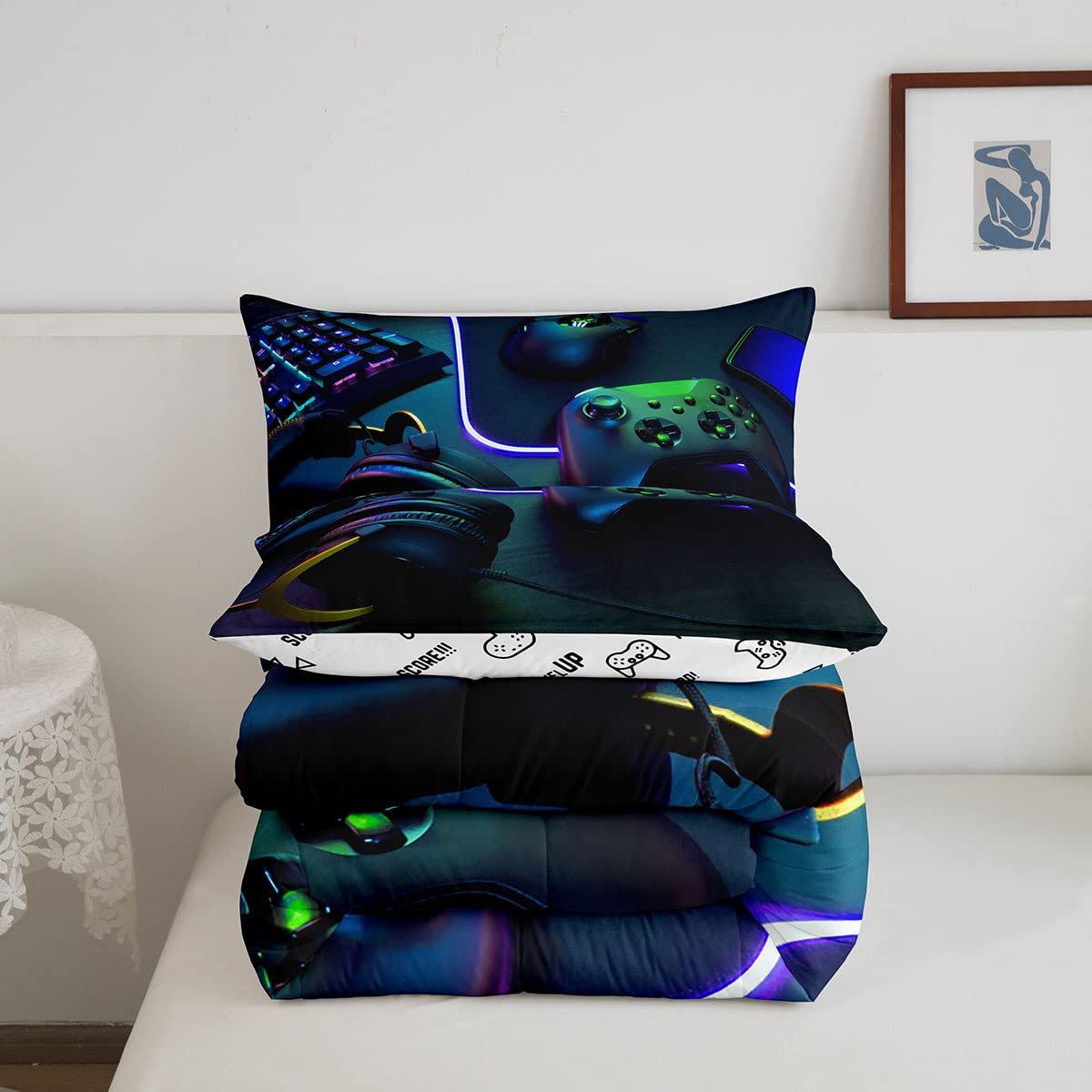 Feelyou Gaming Comforter Set for Boys & Teens - Twin Size Black & Green Lightweight Reversible Quilt with Pillowcase - Perfect for Gaming Rooms, Bedrooms & Sleepovers - Includes Game Headphones, Keyboard, Mouse & Gamepad Design