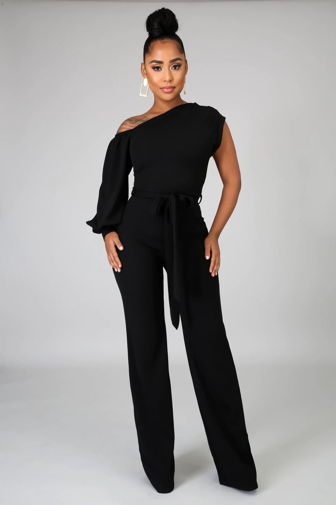 Stylish Black Jumpsuit for Women - Trendy One-Piece Romper with Pockets | Perfect for Casual Outings, Parties & Date Nights
