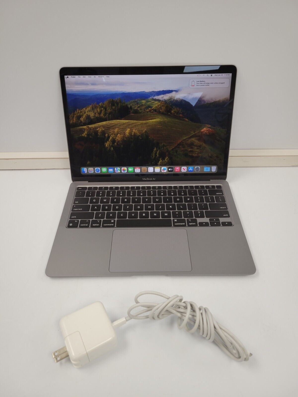 Apple A2337 MacBook Pro Laptop - 13-inch, M1 Chip, 8GB RAM, 256GB SSD - Perfect for Work, Study & Creative Projects