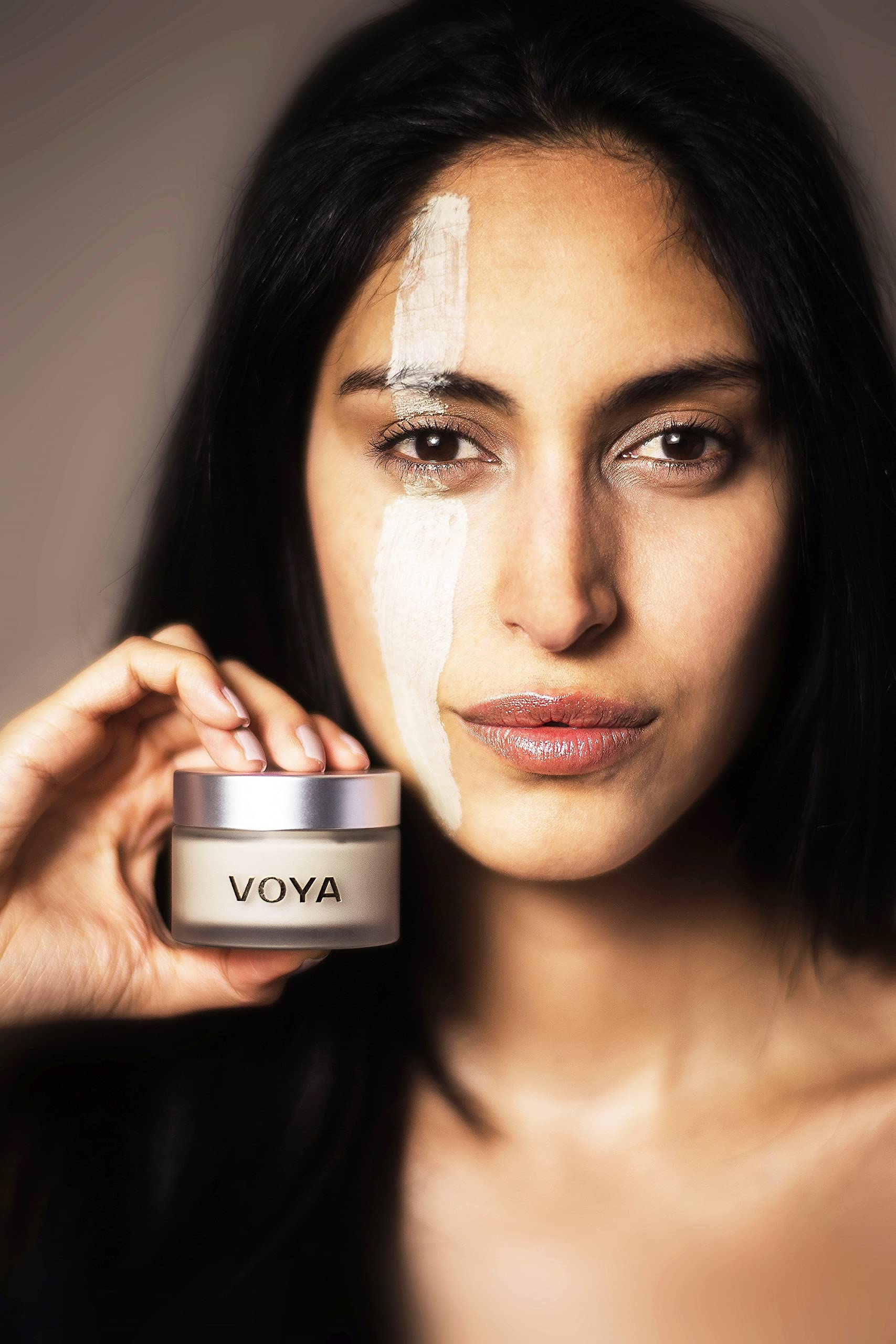 Voya Get Glowing Illuminating Clay Mask - Organic Deep Cleansing Facial Mask for Oily & Combination Skin, Detoxifying & Brightening, 50ml | Perfect for Spa Nights & Pre-Event Skin Prep