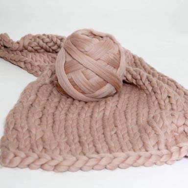Clootess Bulky Chunky Yarn - 11 lbs Big Roving Wool for Hand Knitting, DIY Projects, Sofa & Bed Throw Blankets (Khaki) - Perfect for Cozy Home Decor, Winter Crafts and Gift Making