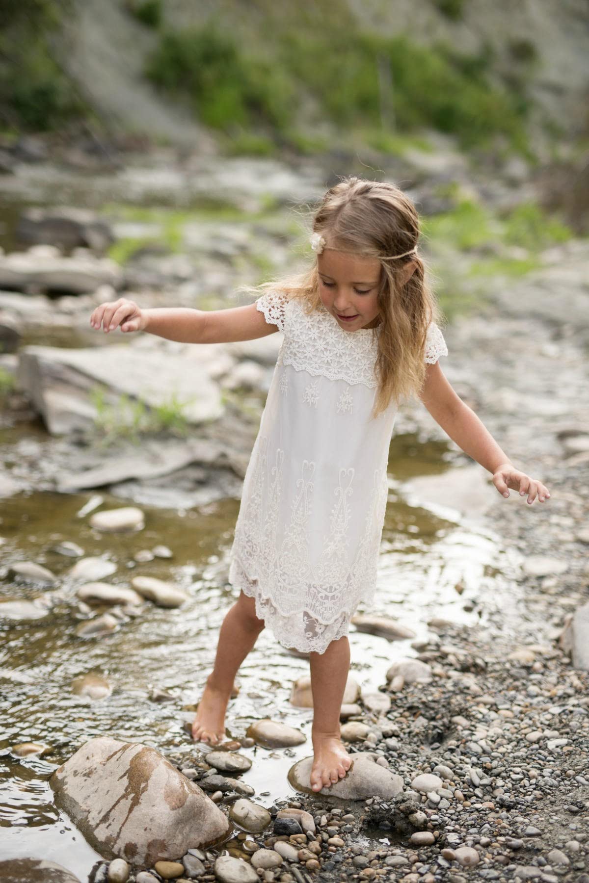 Vintage Crochet Lace Flower Girl Dress for Toddlers - Elegant Boho Party Dress for Weddings, Baptisms & Special Occasions