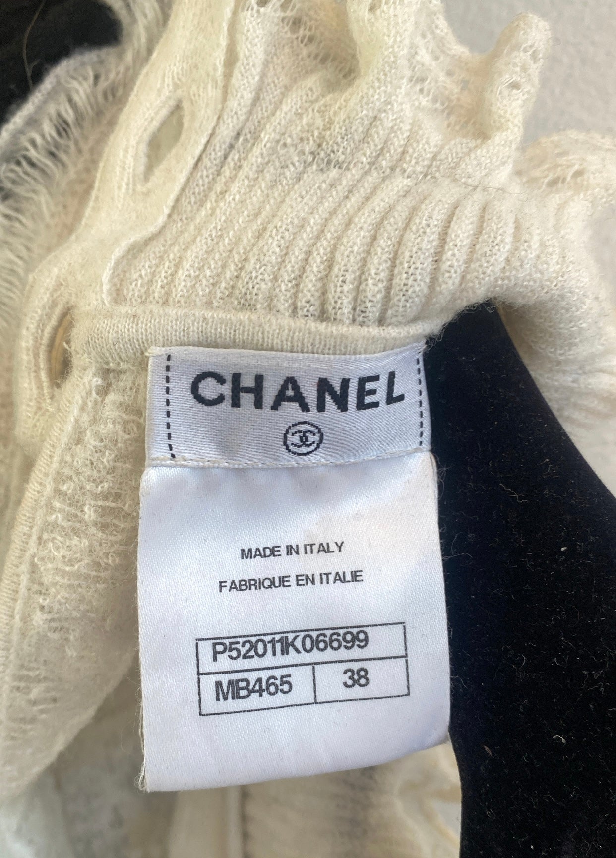 Chanel Lace Knit Ruffle Black Long Sleeve Top Women's Size 38 / 6 - Elegant Evening Wear & Party Outfit