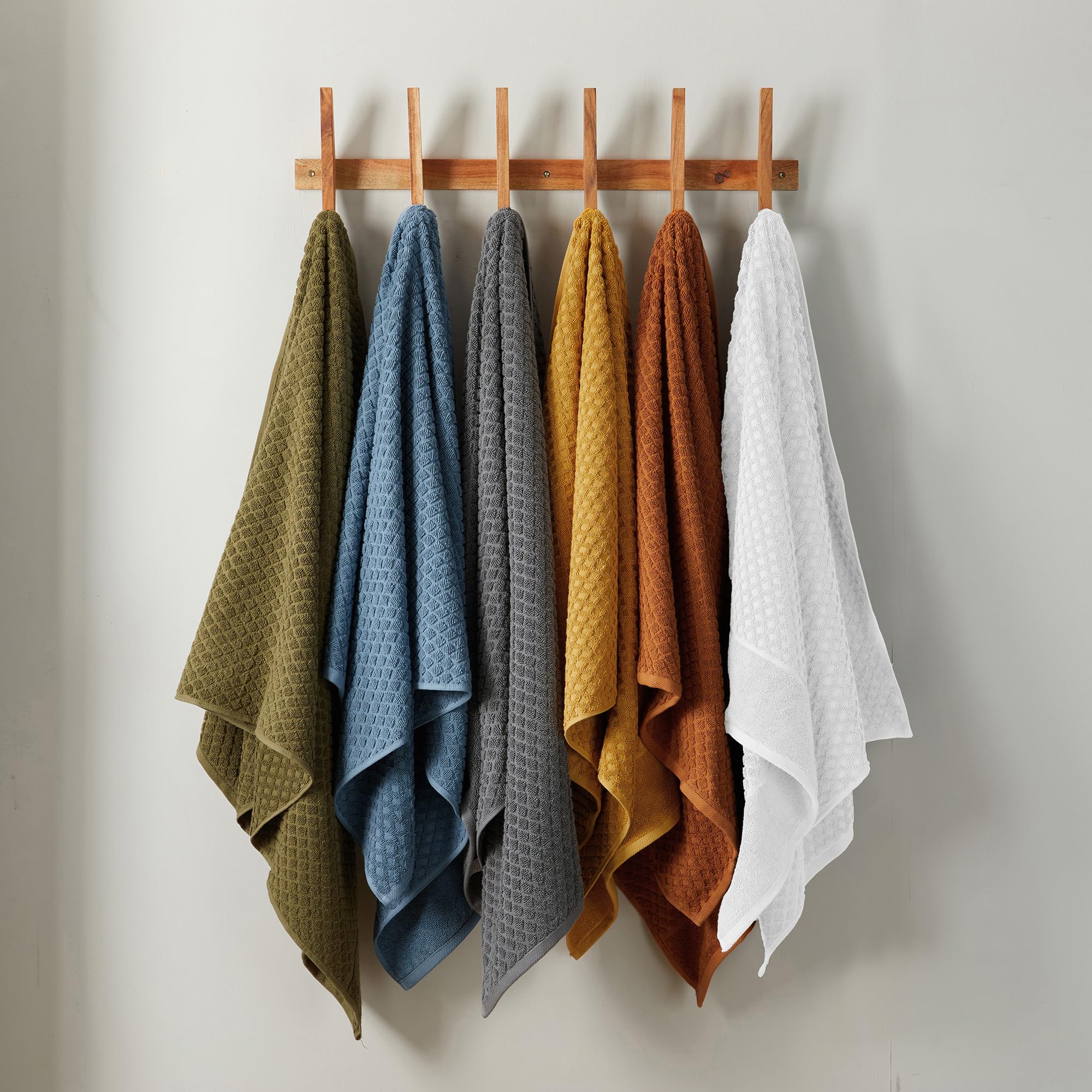 Premium Copper Bath Towels Set of 4 - 100% Cotton 54x27 Inches, Ultra Absorbent & Quick-Dry Bathroom Towels for Spa, Gym, and Beach Use (Copper Color)