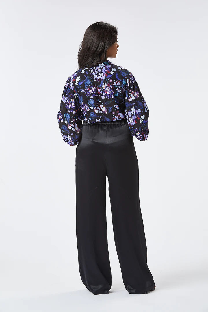 GUETTY Floral Print Shirt for Women - Purple Blouse with Floral Pattern, Casual Long Sleeve Tops - Perfect for Spring Outfits, Office Wear & Date Nights