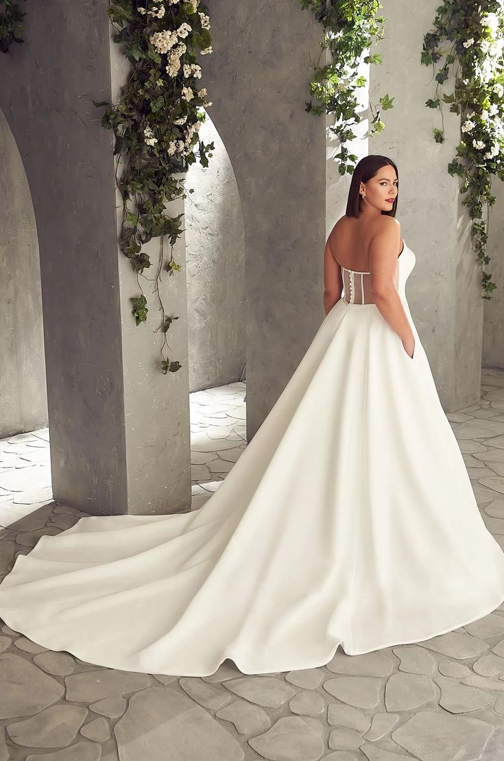 Mikaella 2409 Elegant Formal Evening Gown for Women - Perfect for Prom, Wedding, and Black Tie Events